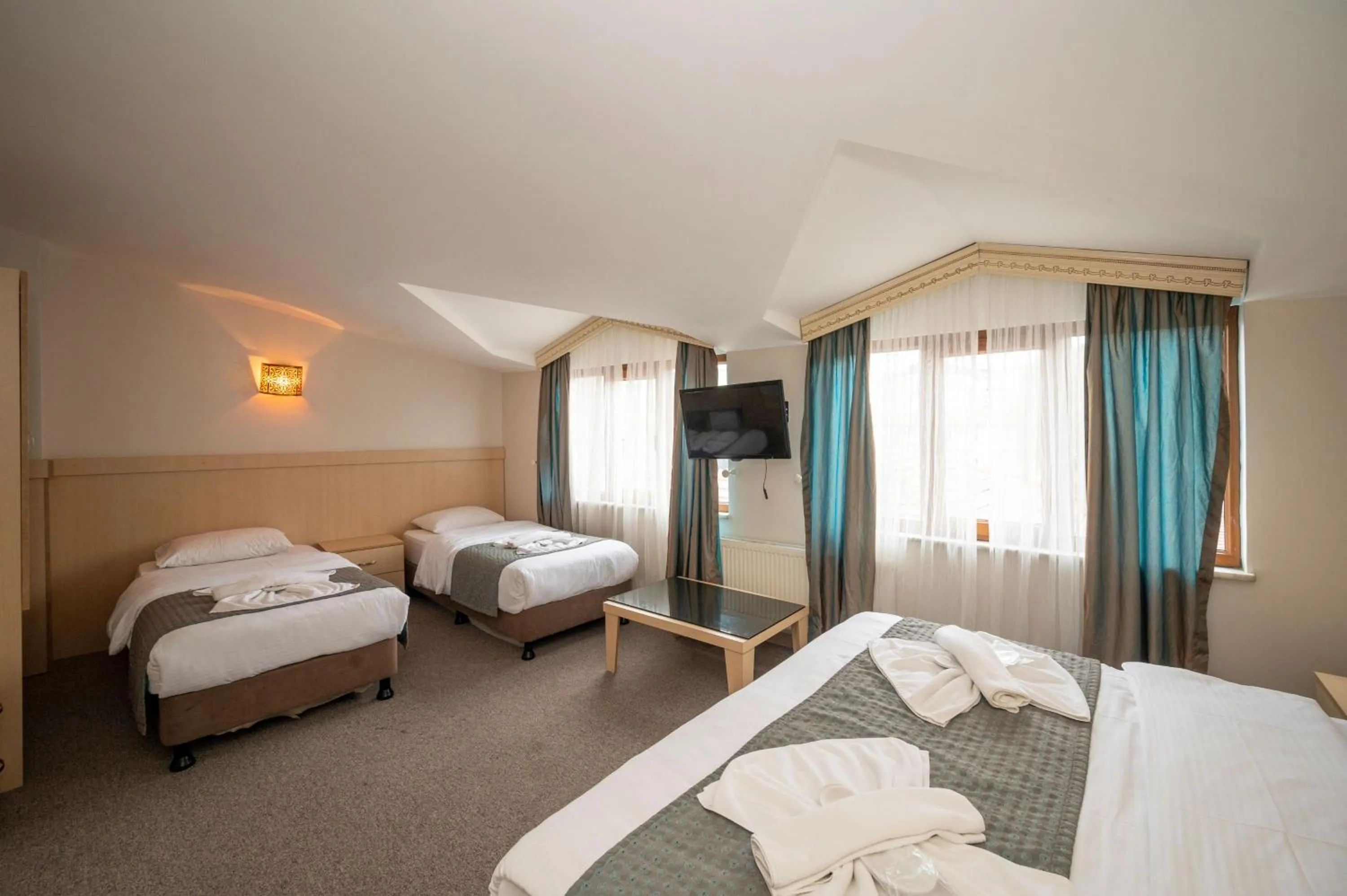 Photo of the whole room, Bed in Hotel Melita