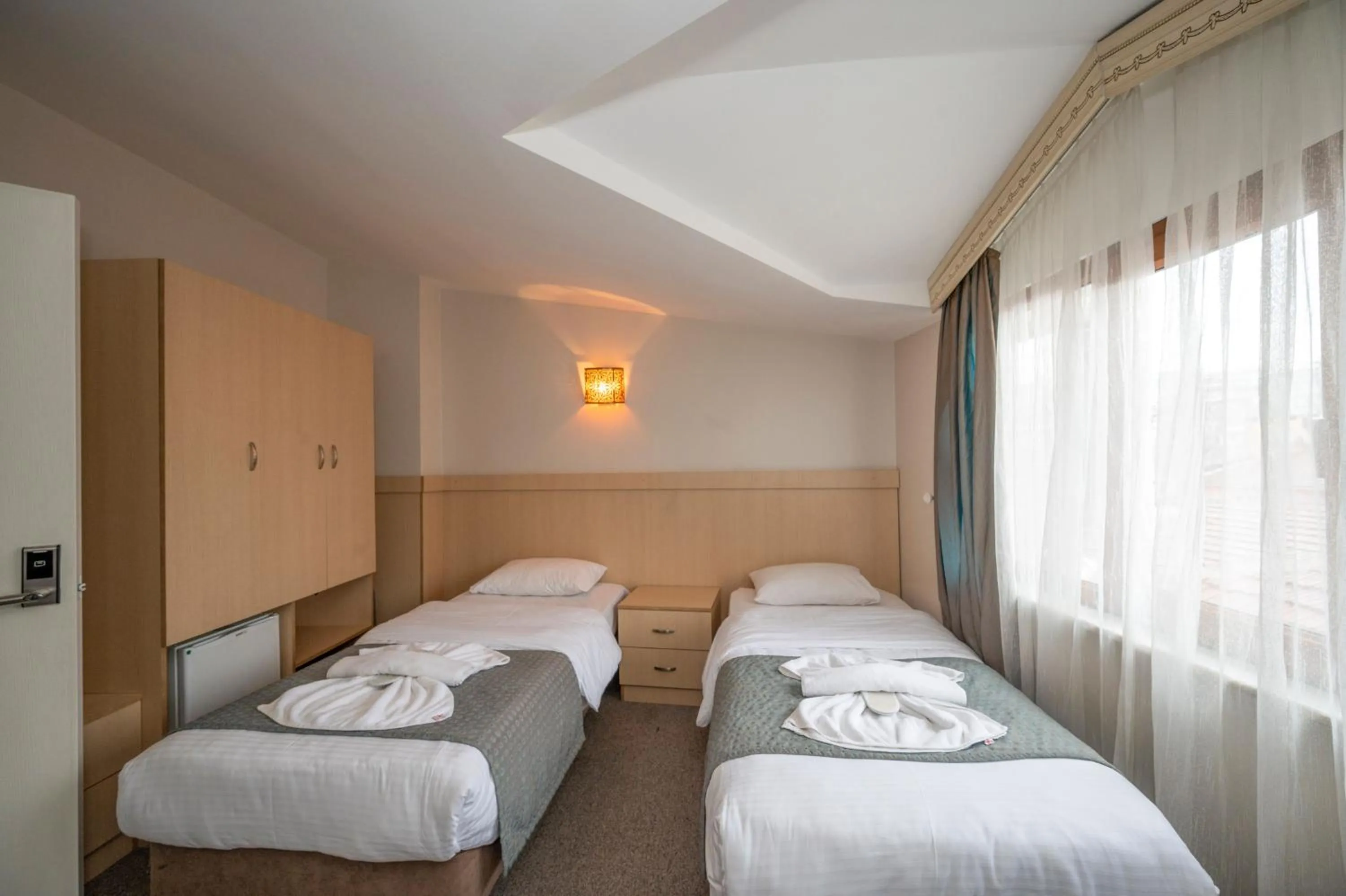 Photo of the whole room, Bed in Hotel Melita