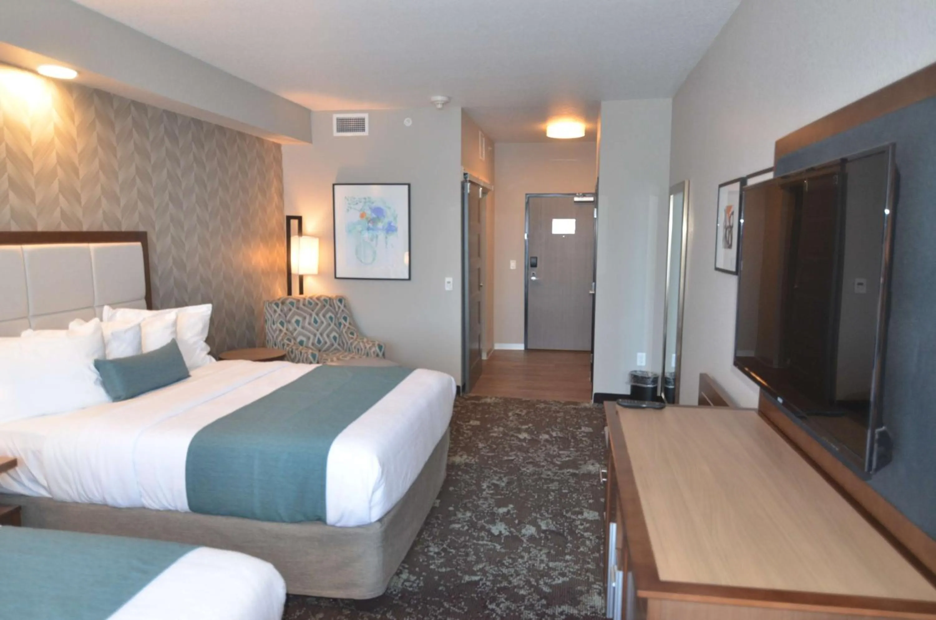 Bedroom, Bed in Best Western Premier Ankeny Hotel