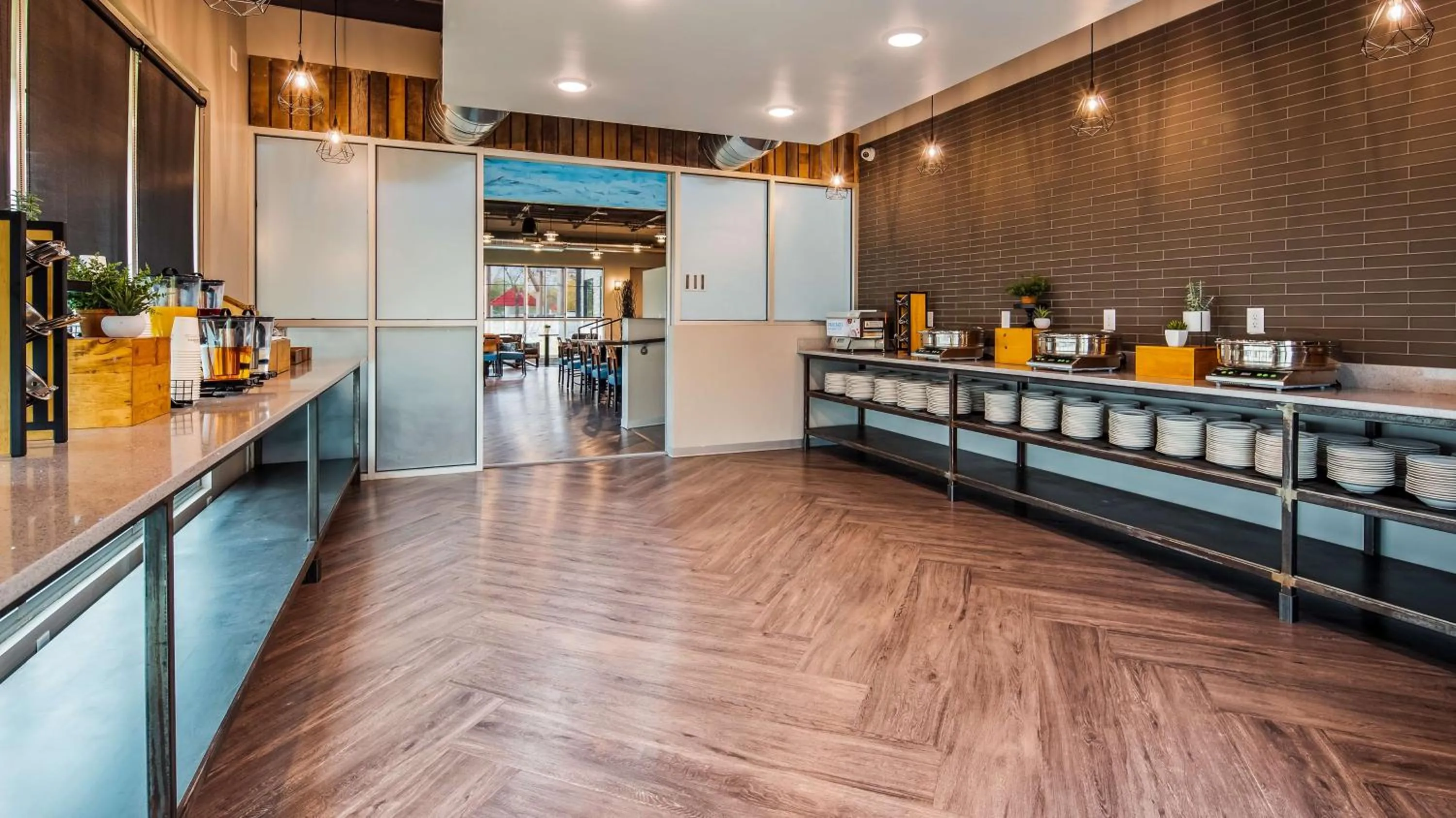 Breakfast in Best Western Premier Ankeny Hotel