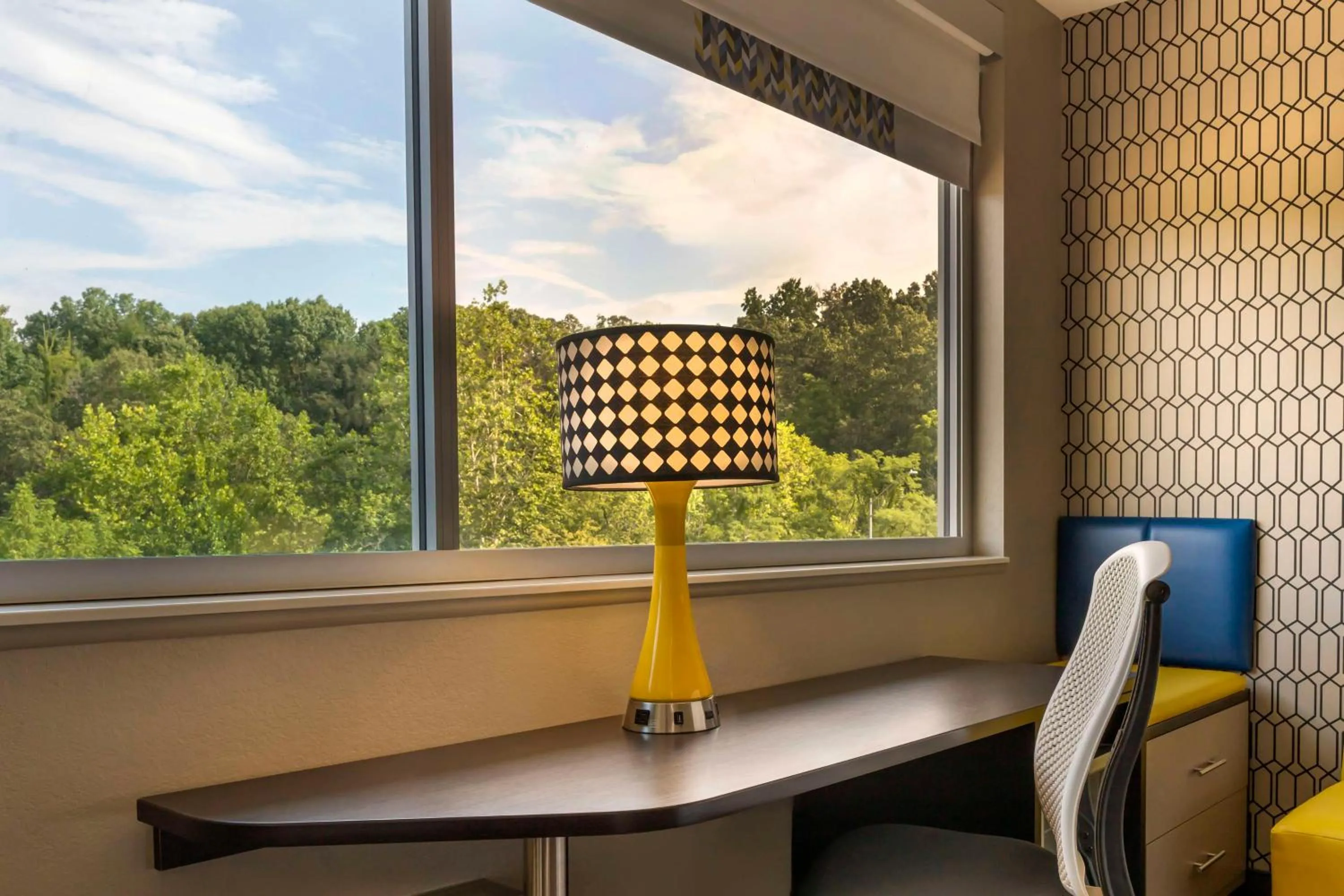 Bedroom in GLo Hotel Asheville-Blue Ridge Parkway