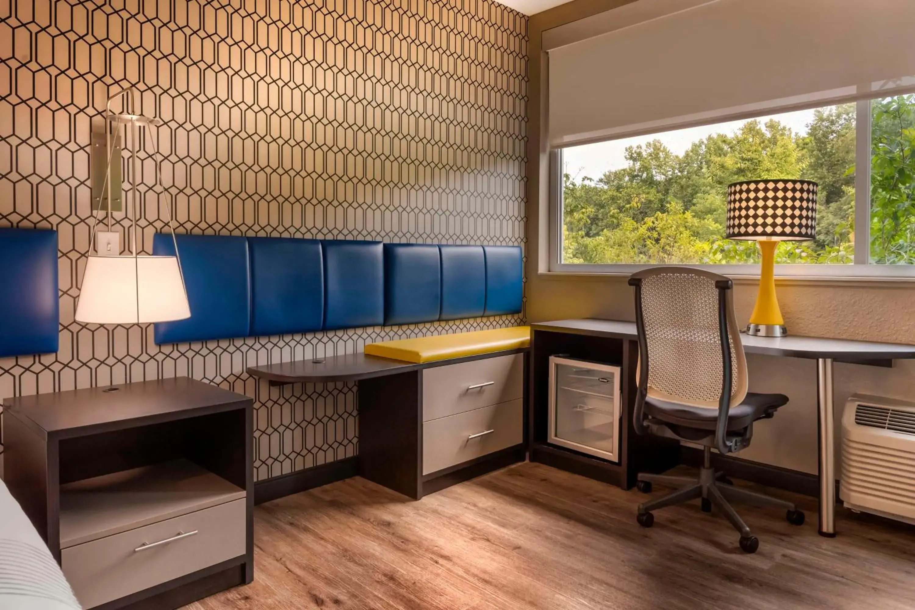 Bedroom in GLo Hotel Asheville-Blue Ridge Parkway Bedroom in GLo Hotel Asheville-Blue Ridge Parkway