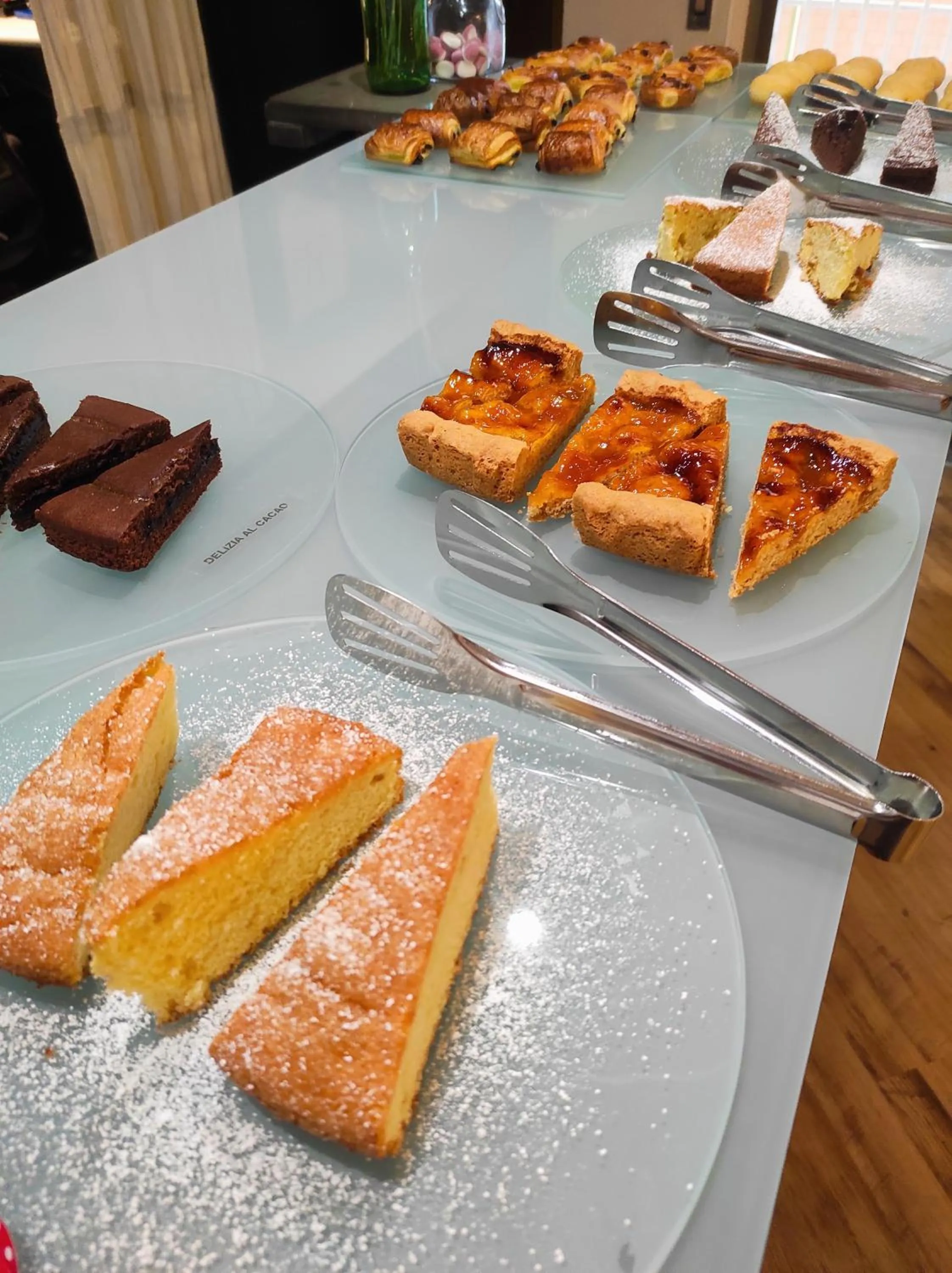 Breakfast in Hotel Bacco Rooms and Breakfast