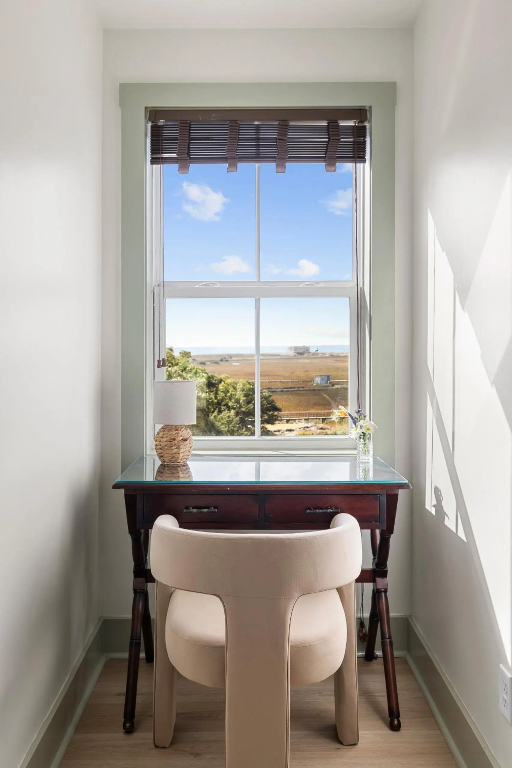 Seating area in Regatta Inn - Adults Only