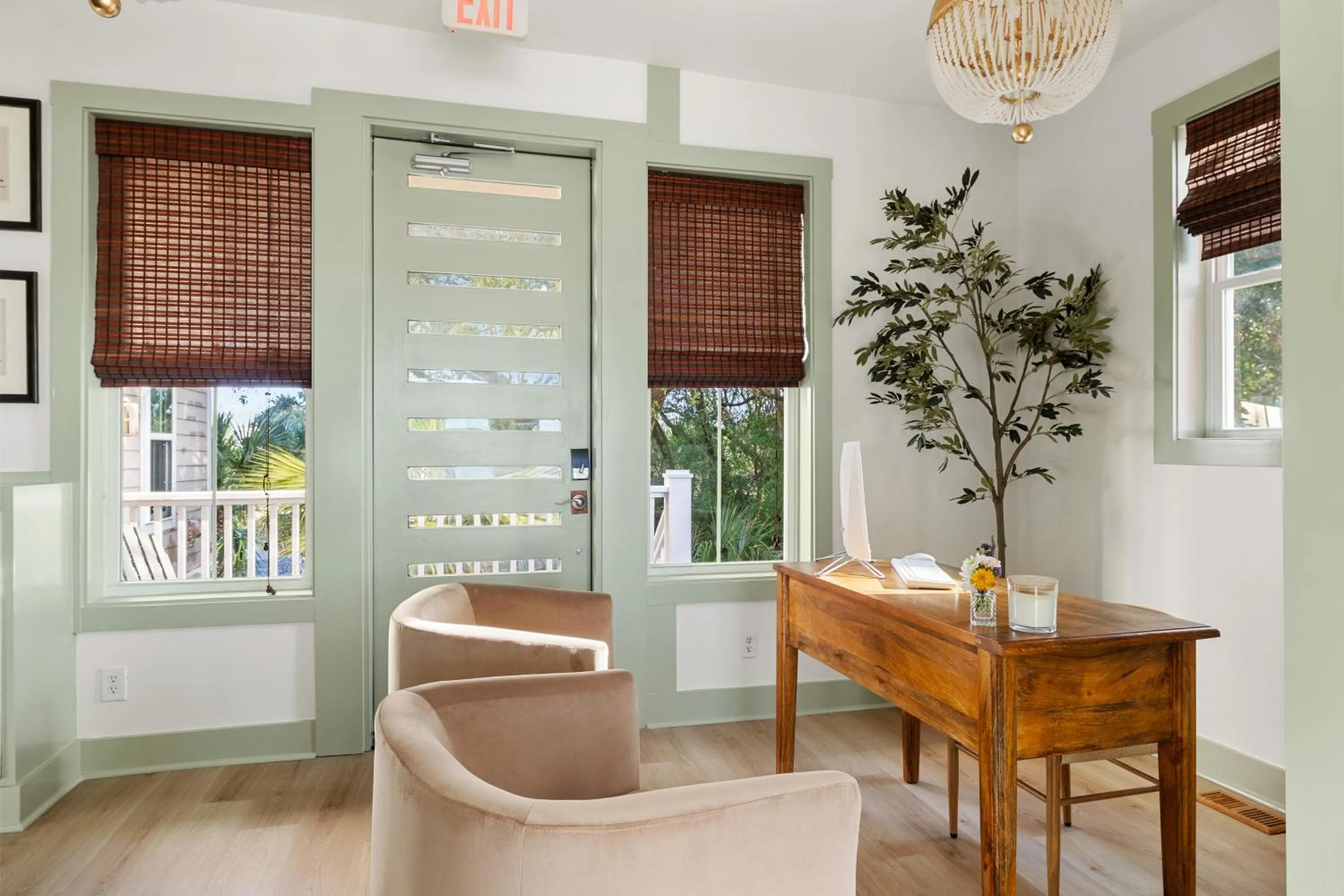 Lobby or reception in Regatta Inn - Adults Only