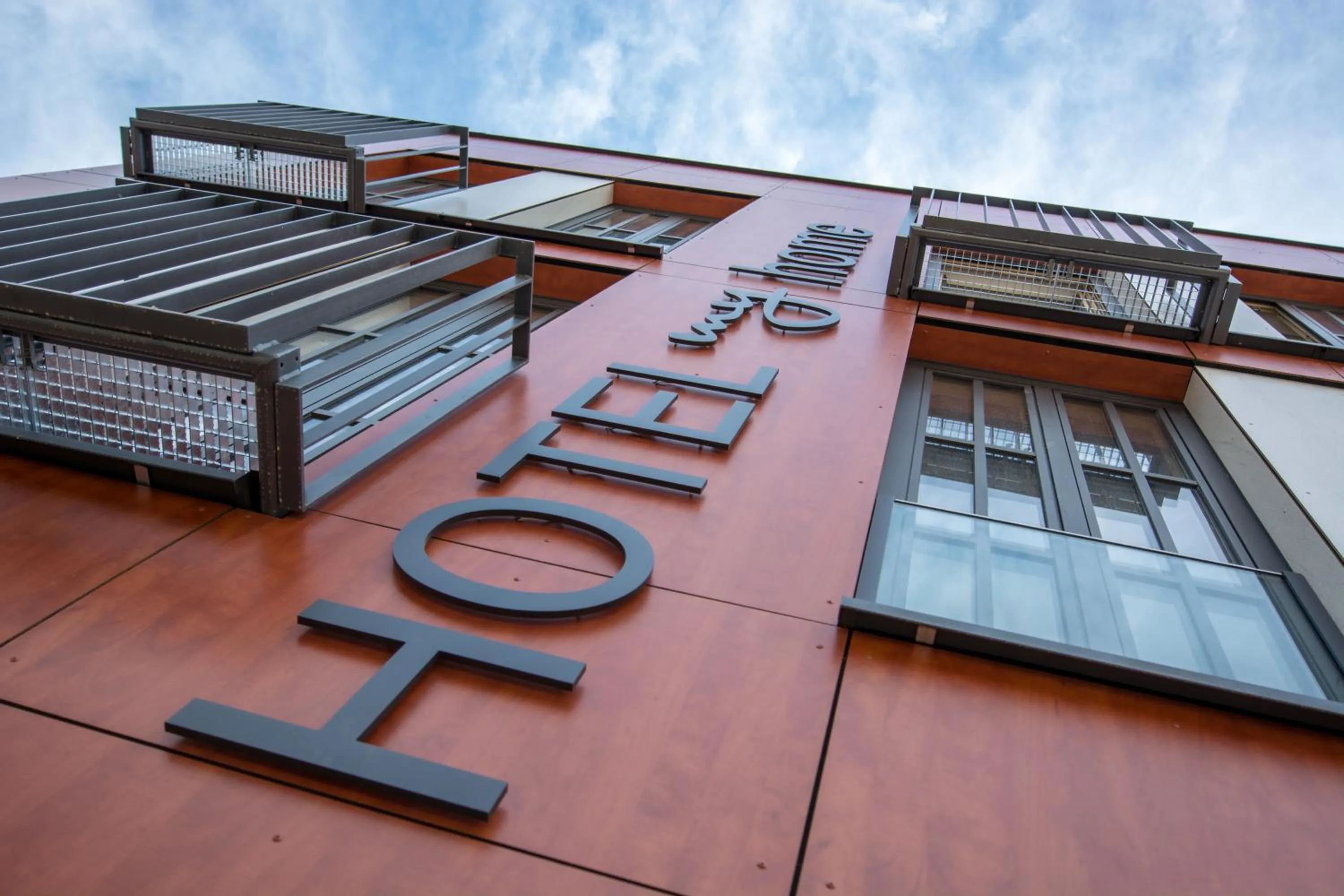 Facade/entrance in Hotelmyhome