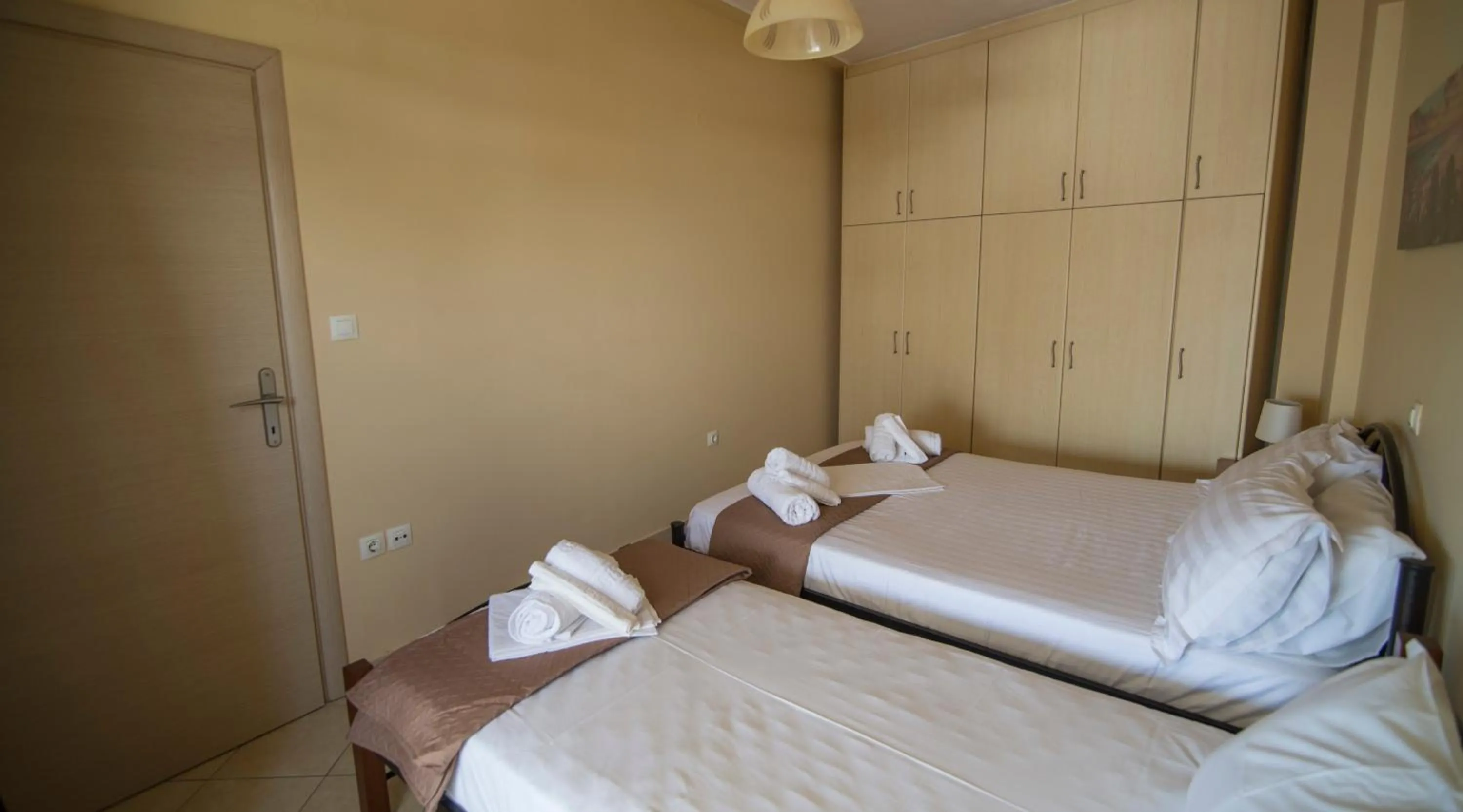 Property building, Bed in Anna Apartment Preveza