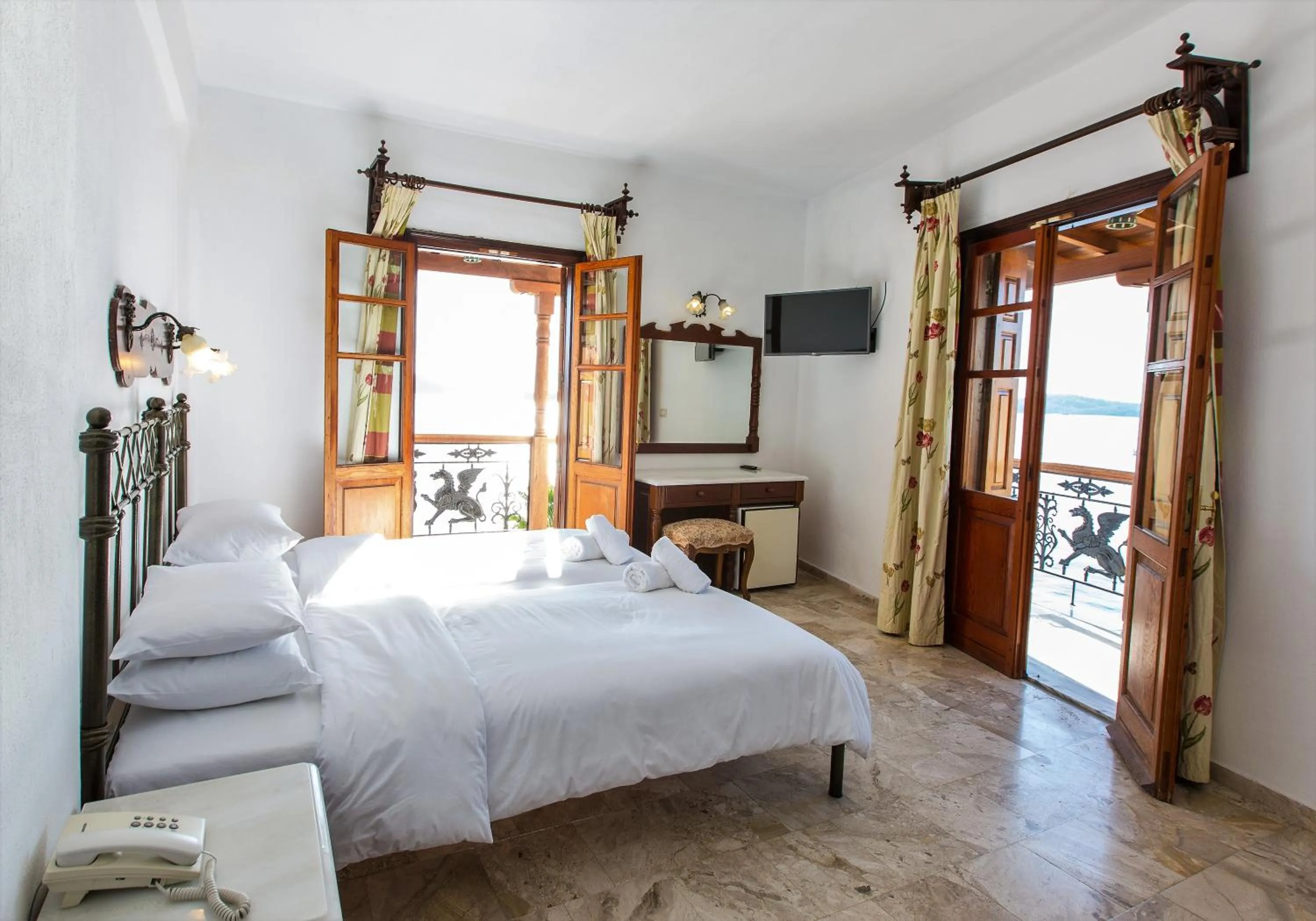 Photo of the whole room, Bed in Hotel Villa Orsa