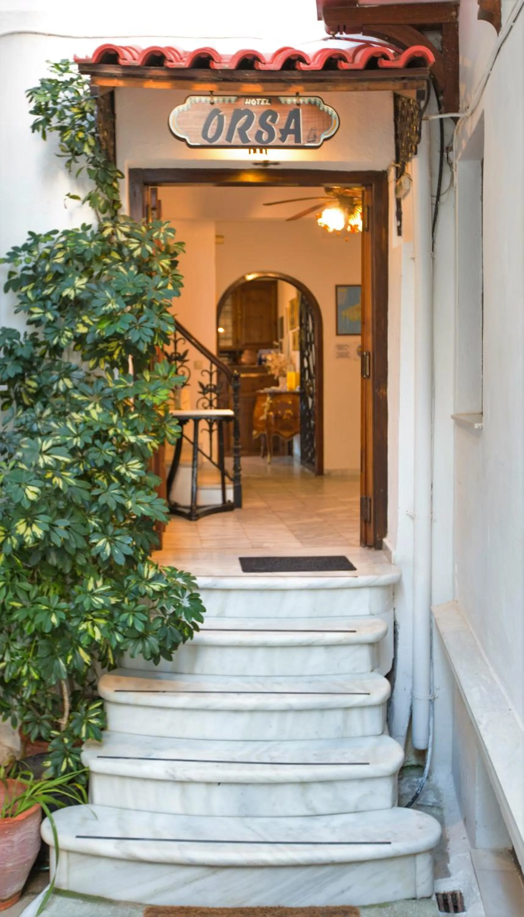 Facade/entrance in Hotel Villa Orsa