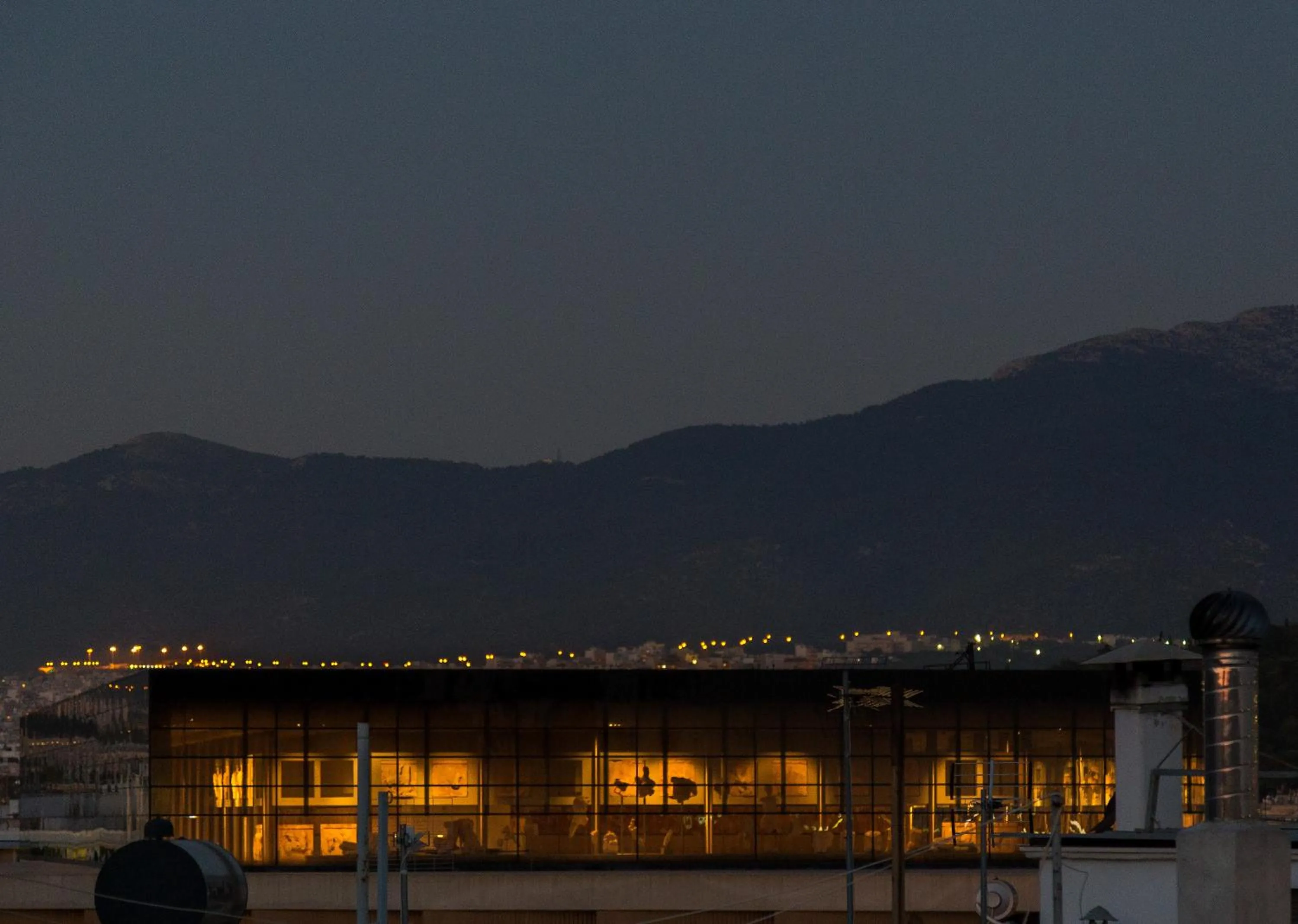 Acropolis Stylish Suite