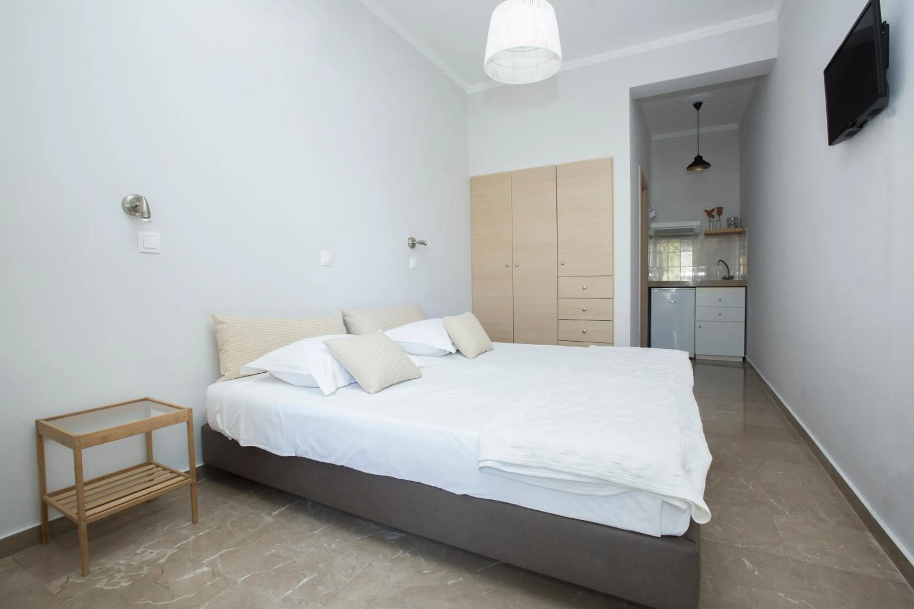 Garden, Bed in Liostasi Retreat