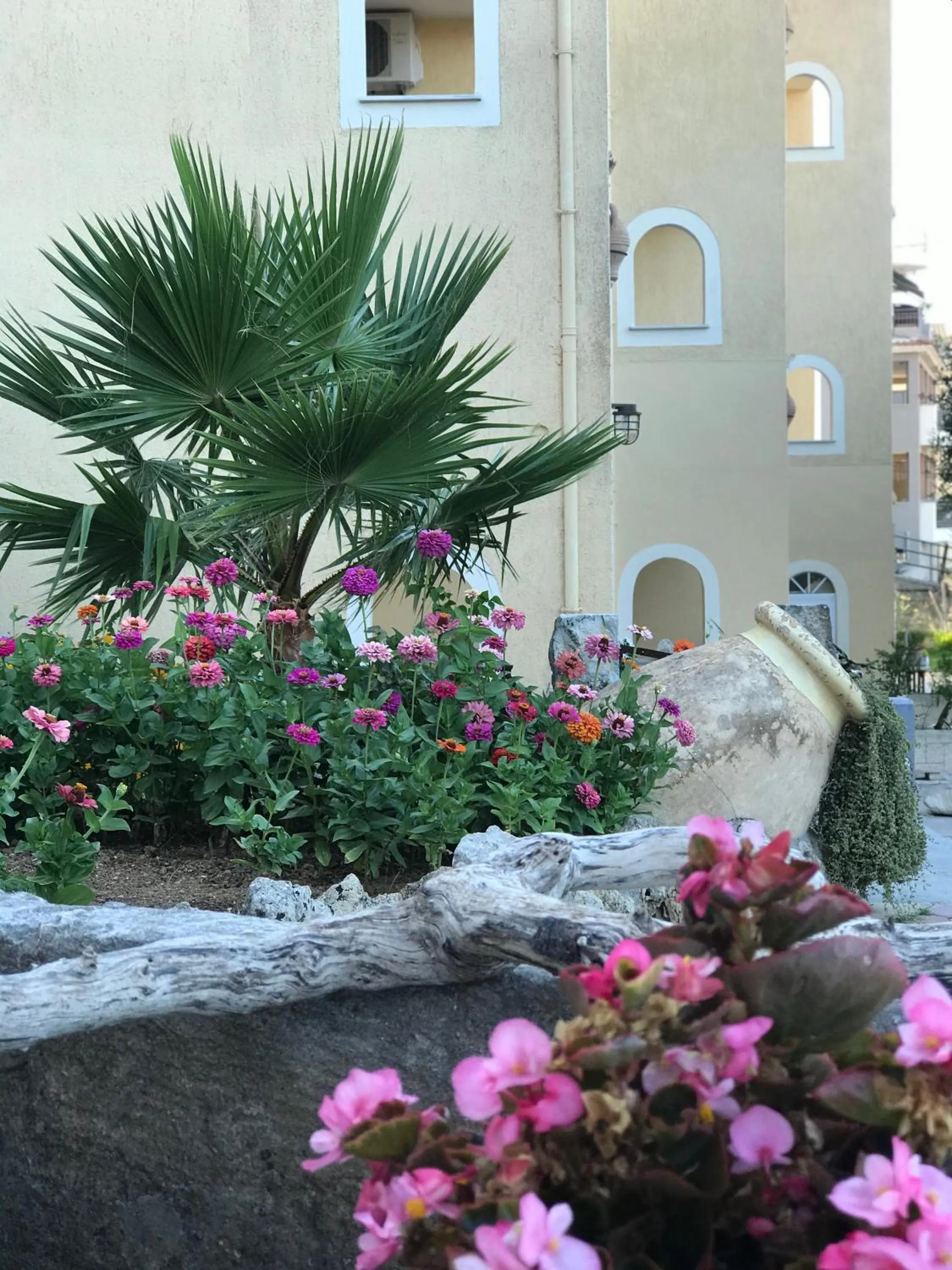 Property building in Liostasi Retreat