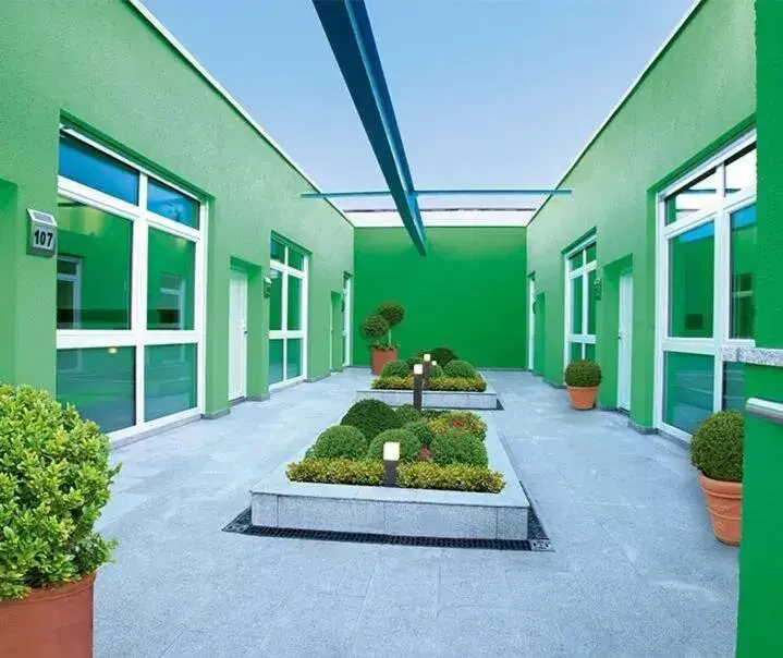 Triple Room in Hotel Olive Inn Triple Room in Hotel Olive Inn