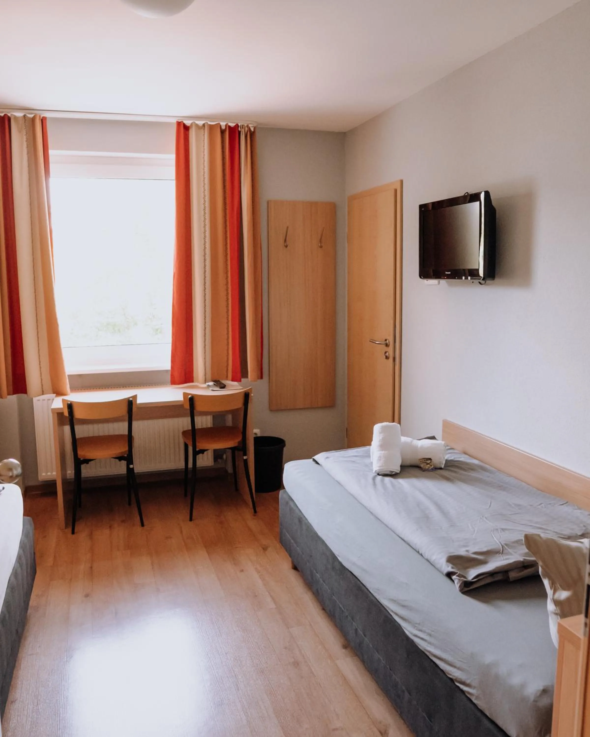 Photo of the whole room, Bed in Campus Bad Kissingen