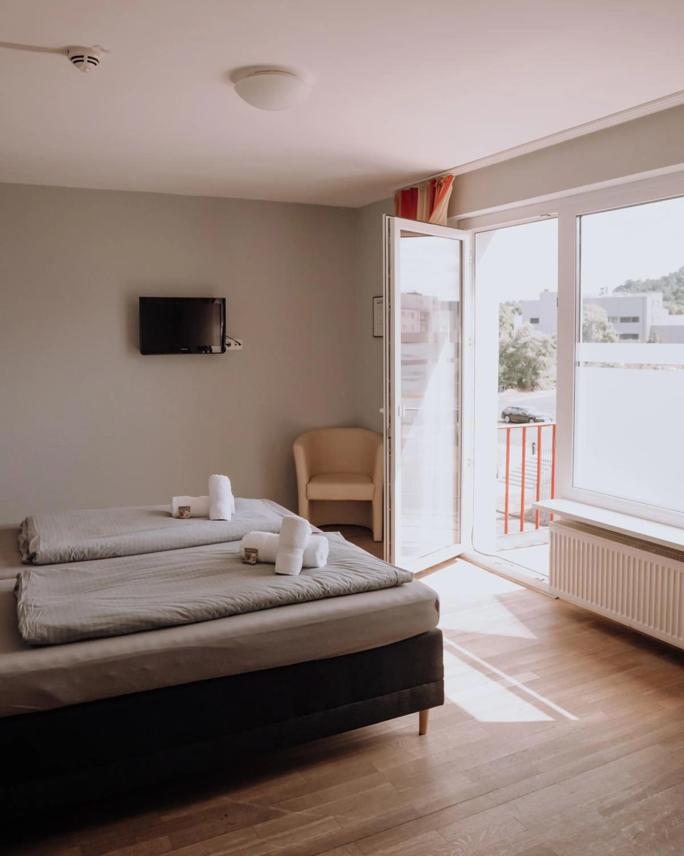 Photo of the whole room, Bed in Campus Bad Kissingen