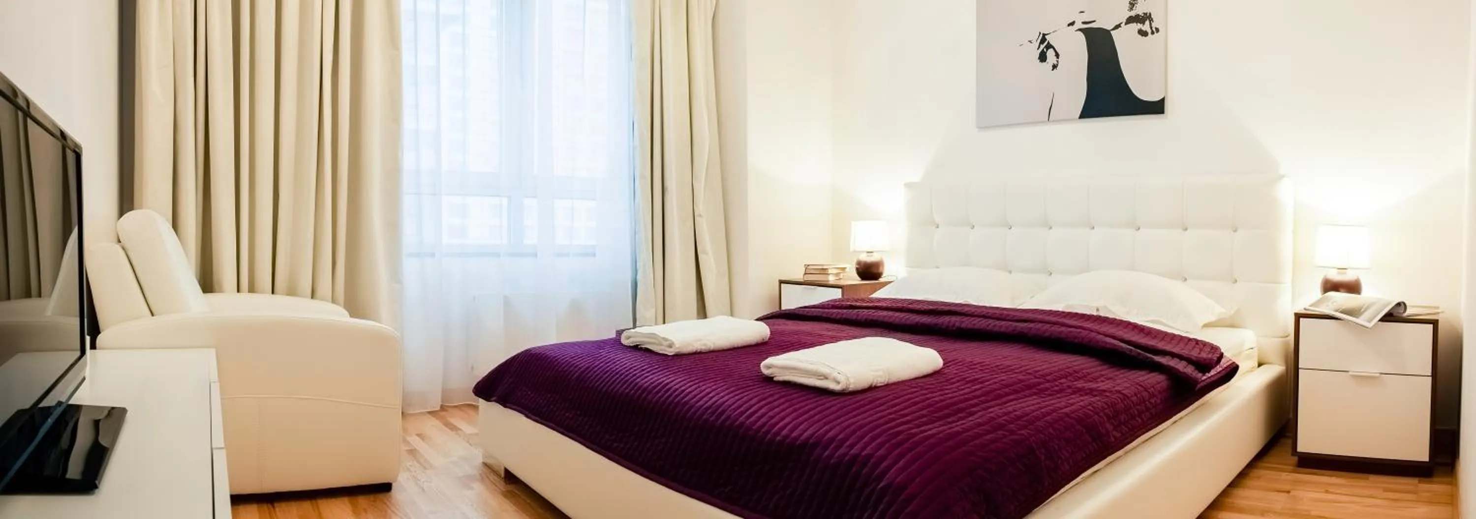 Bedroom, Bed in Platinum Towers E-Apartments