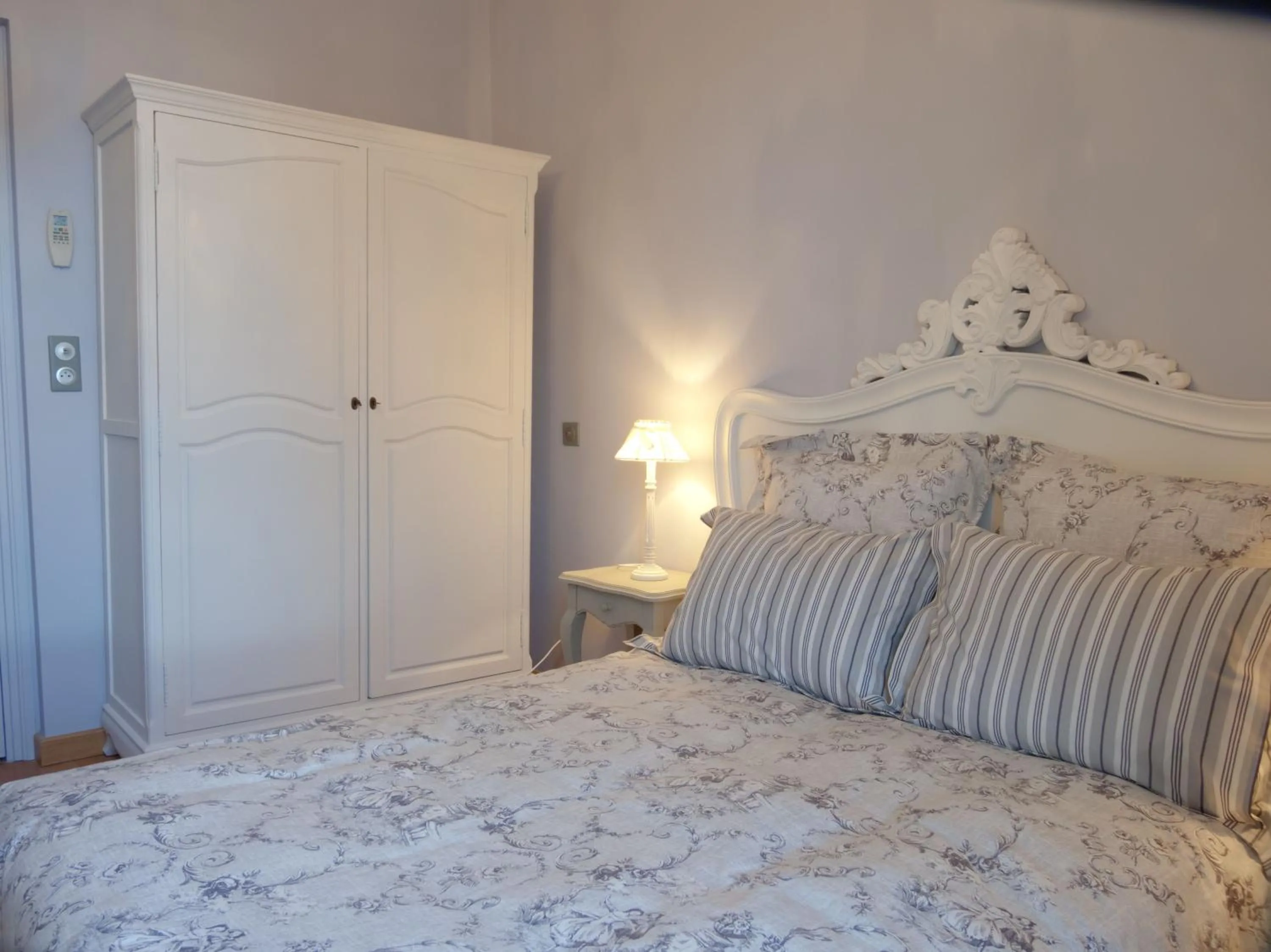 Bed in Hotel La Regence