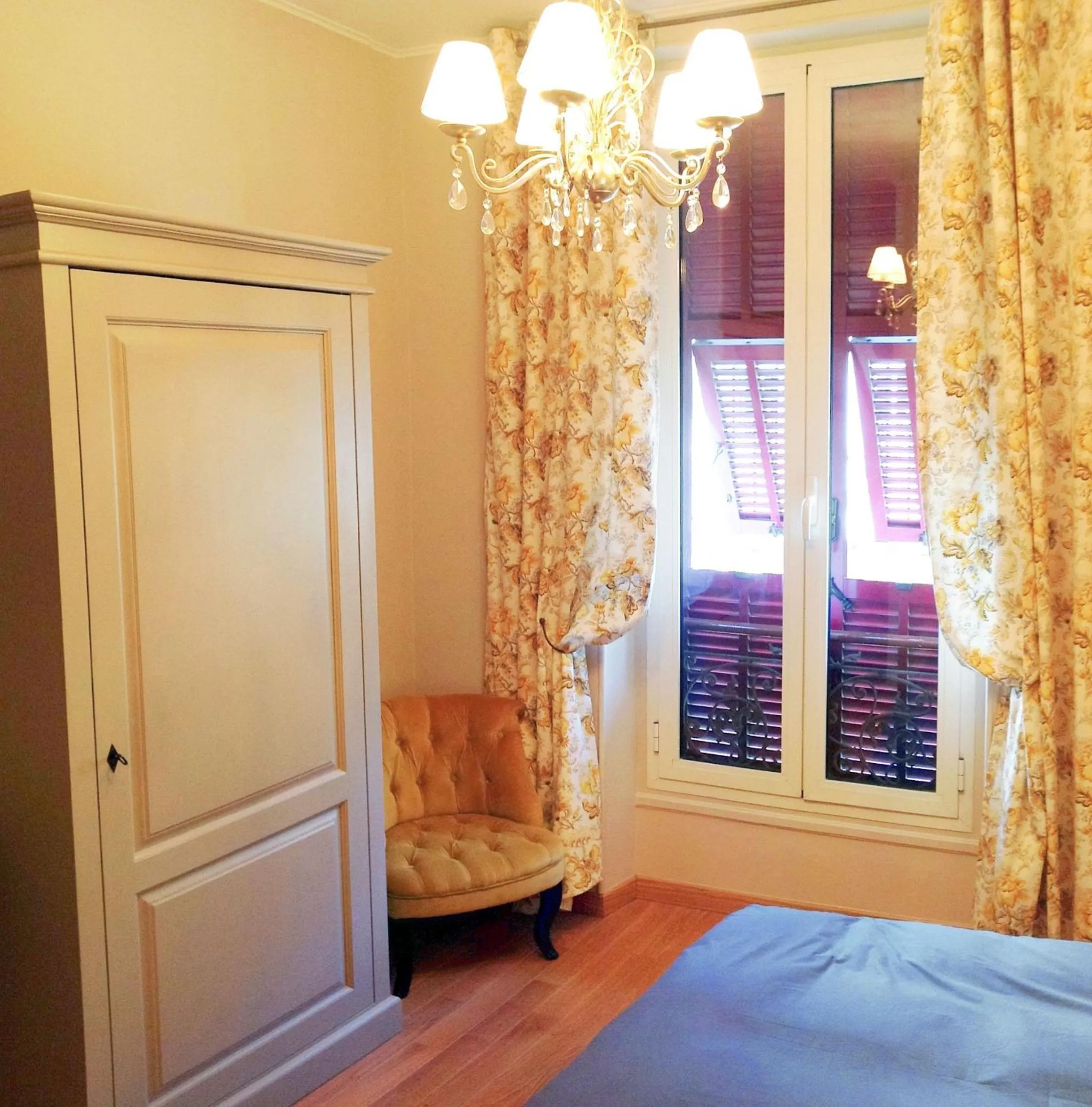 Photo of the whole room, Bed in Hotel La Regence