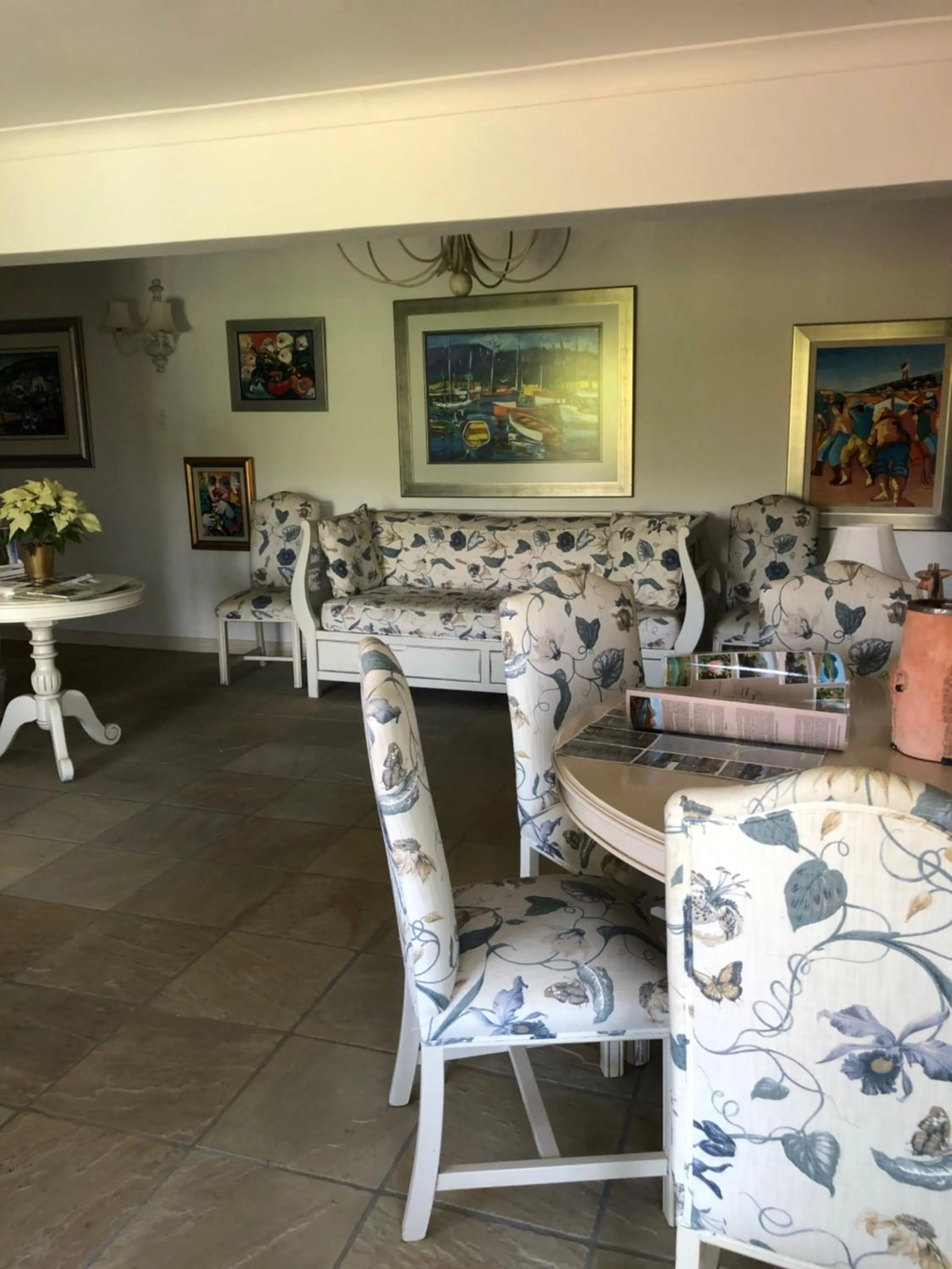 Seating area in Alba House Guest House
