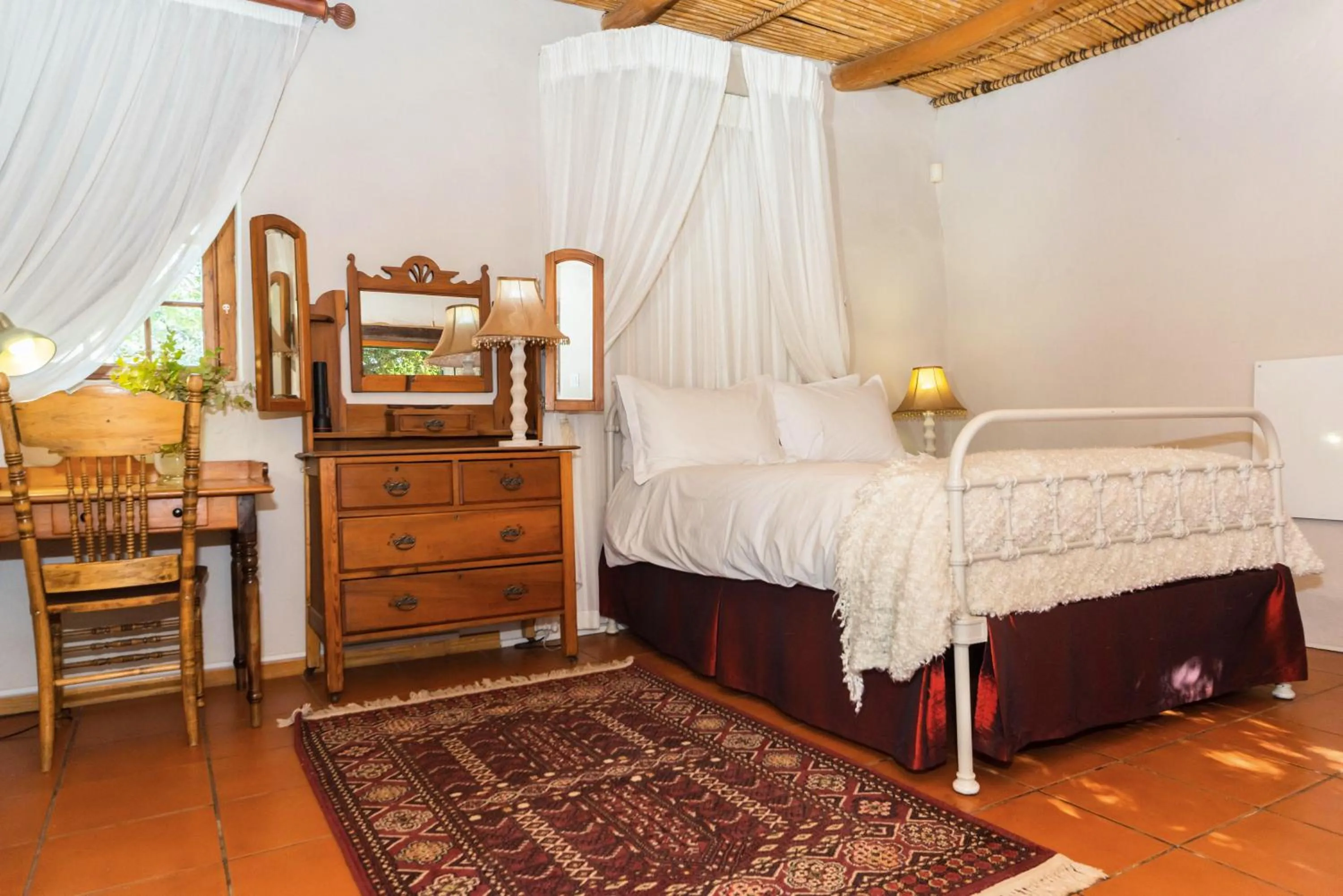 Bed in Melkboomsdrift Guest House & Conference Centre