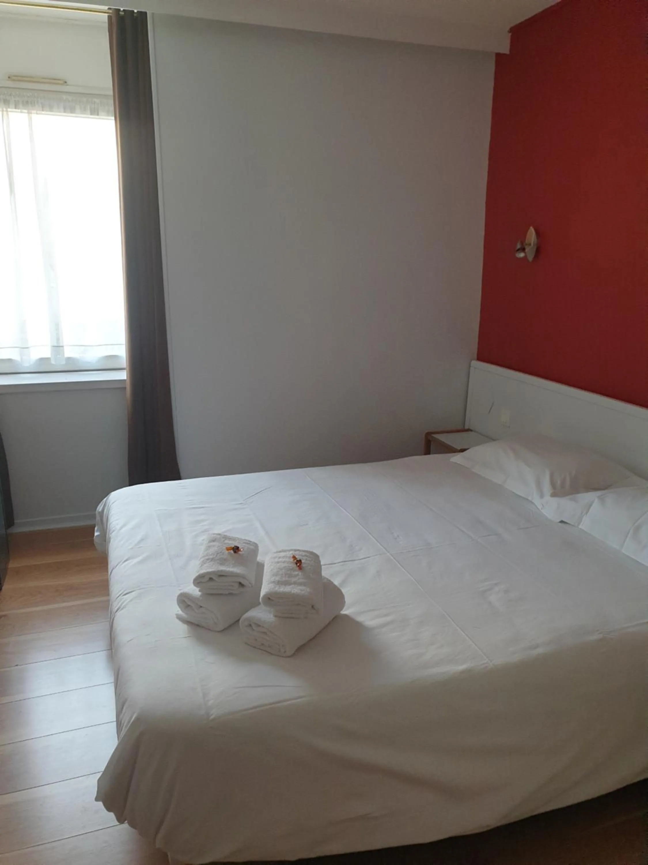 Bed in Hôtel Hermance