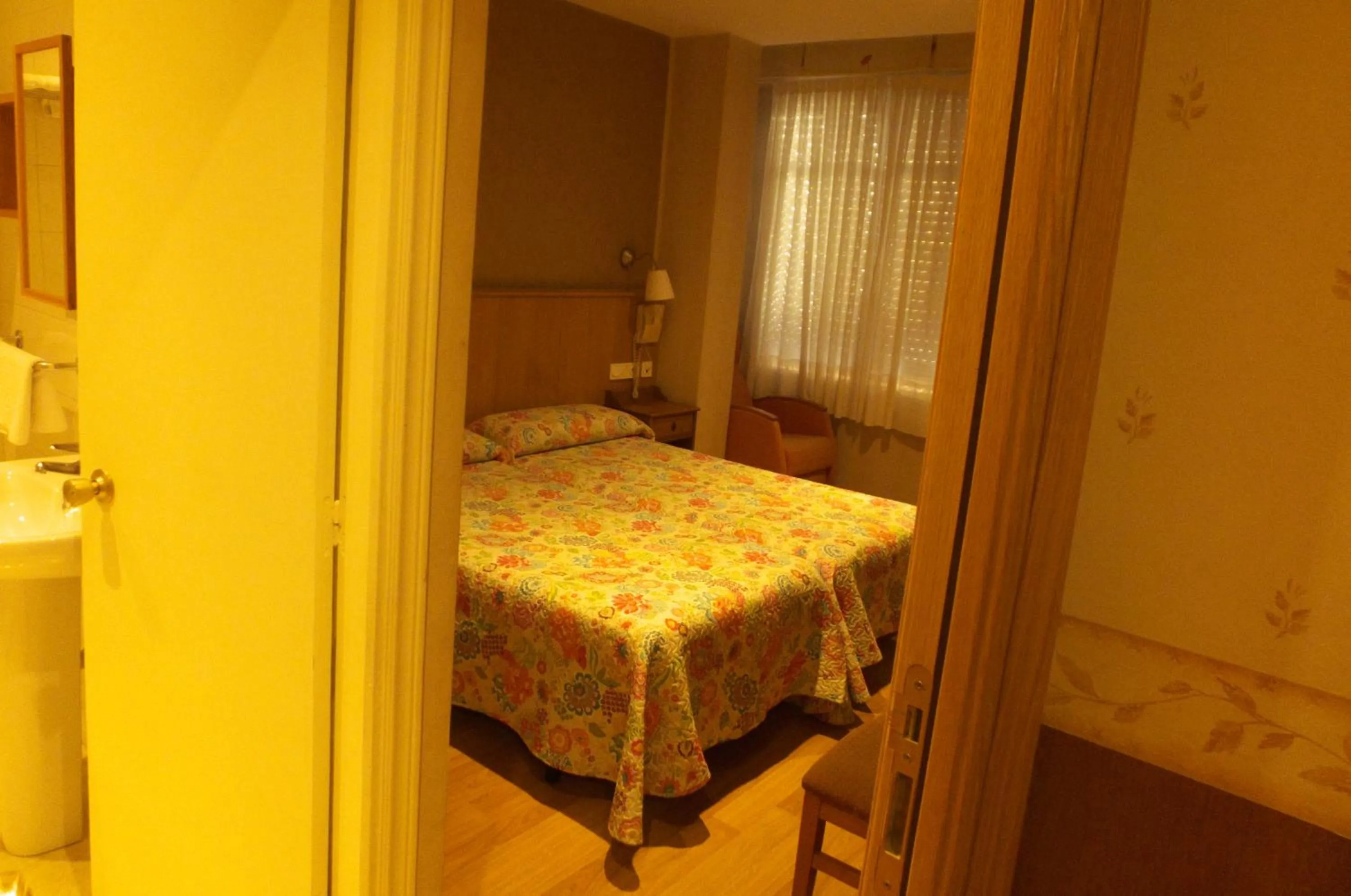 Twin Room in Hostal Orejas