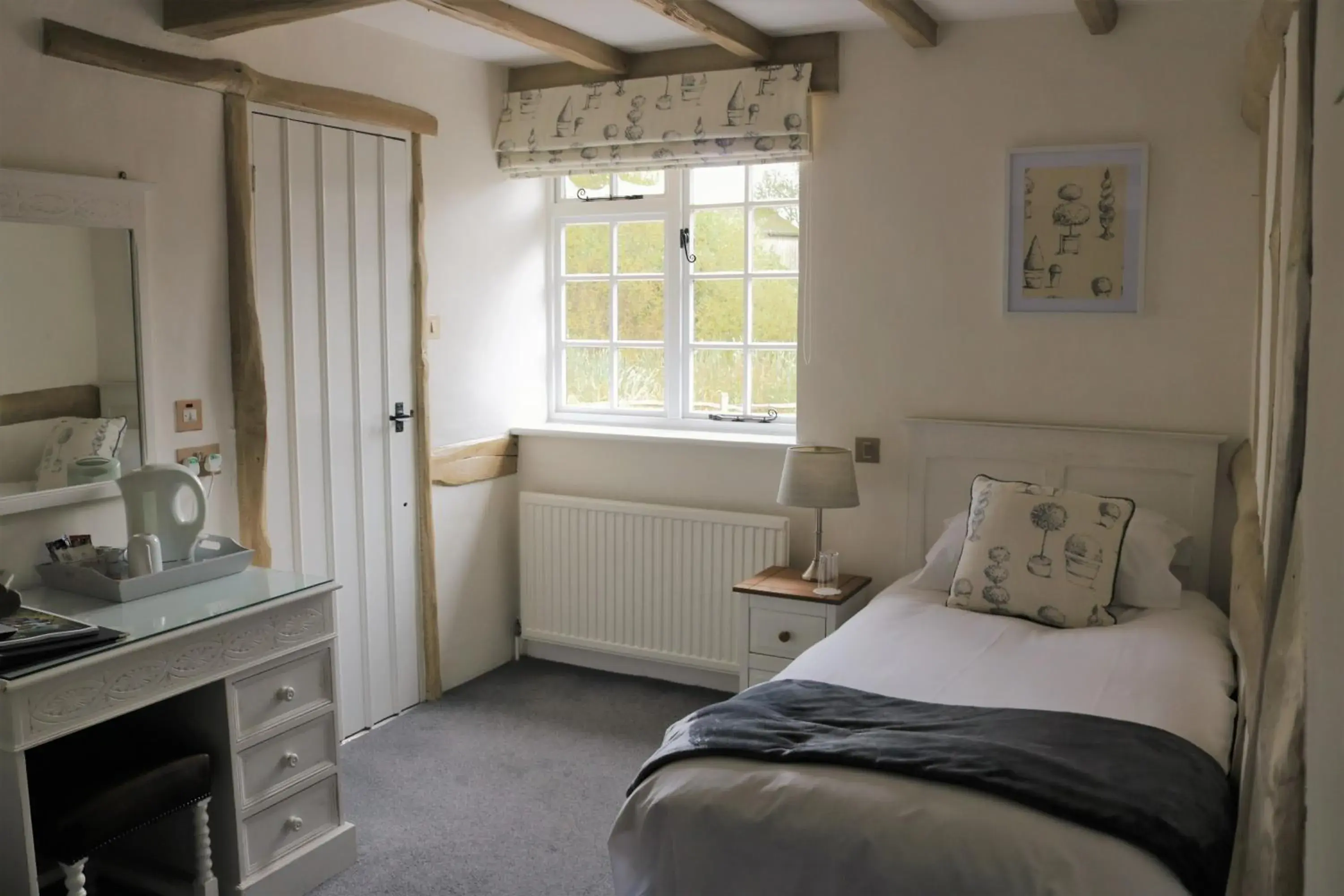 Single Room in Random Hall Single Room in Random Hall