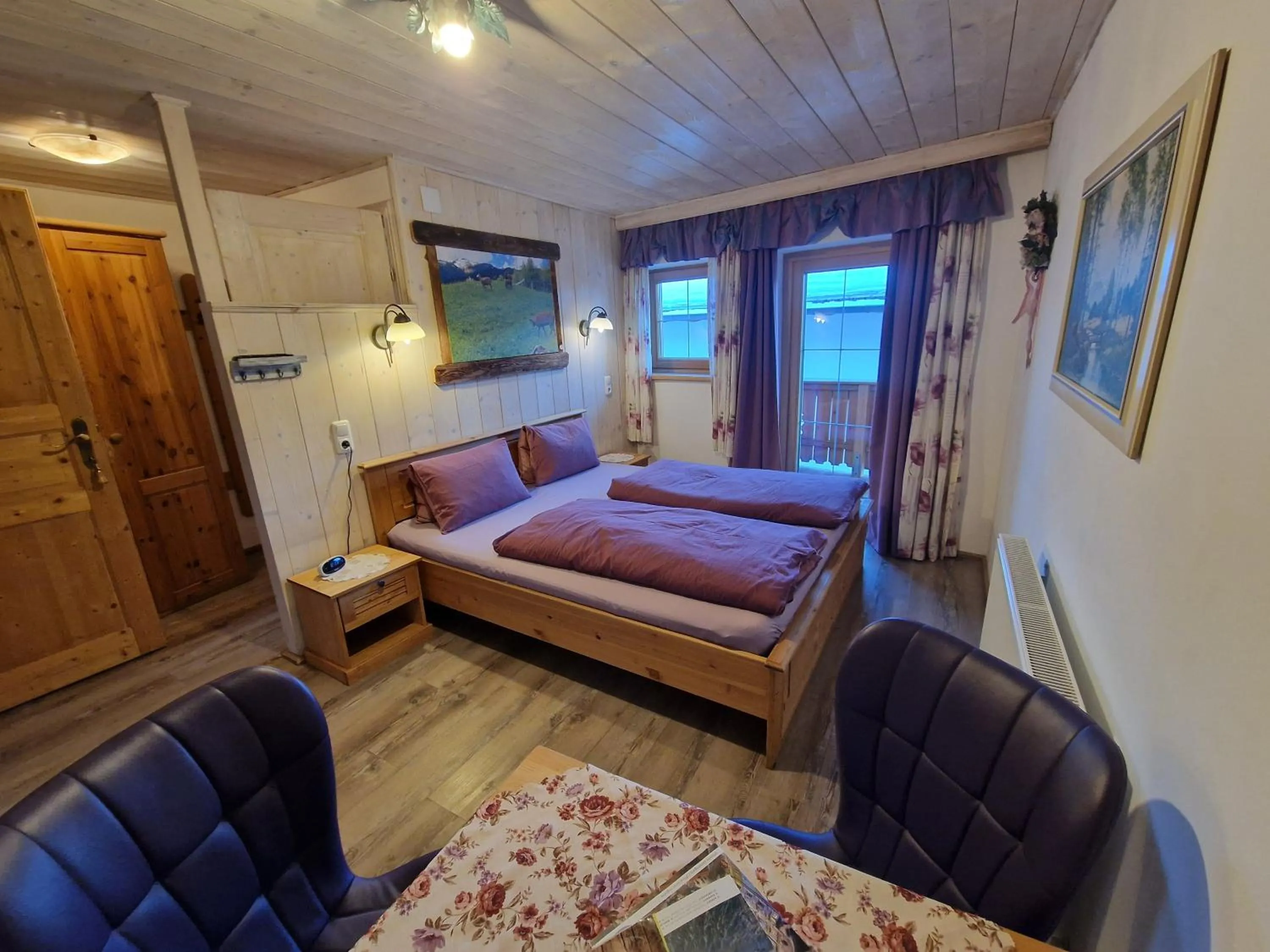 Twin Room with Mountain View in Badhaus