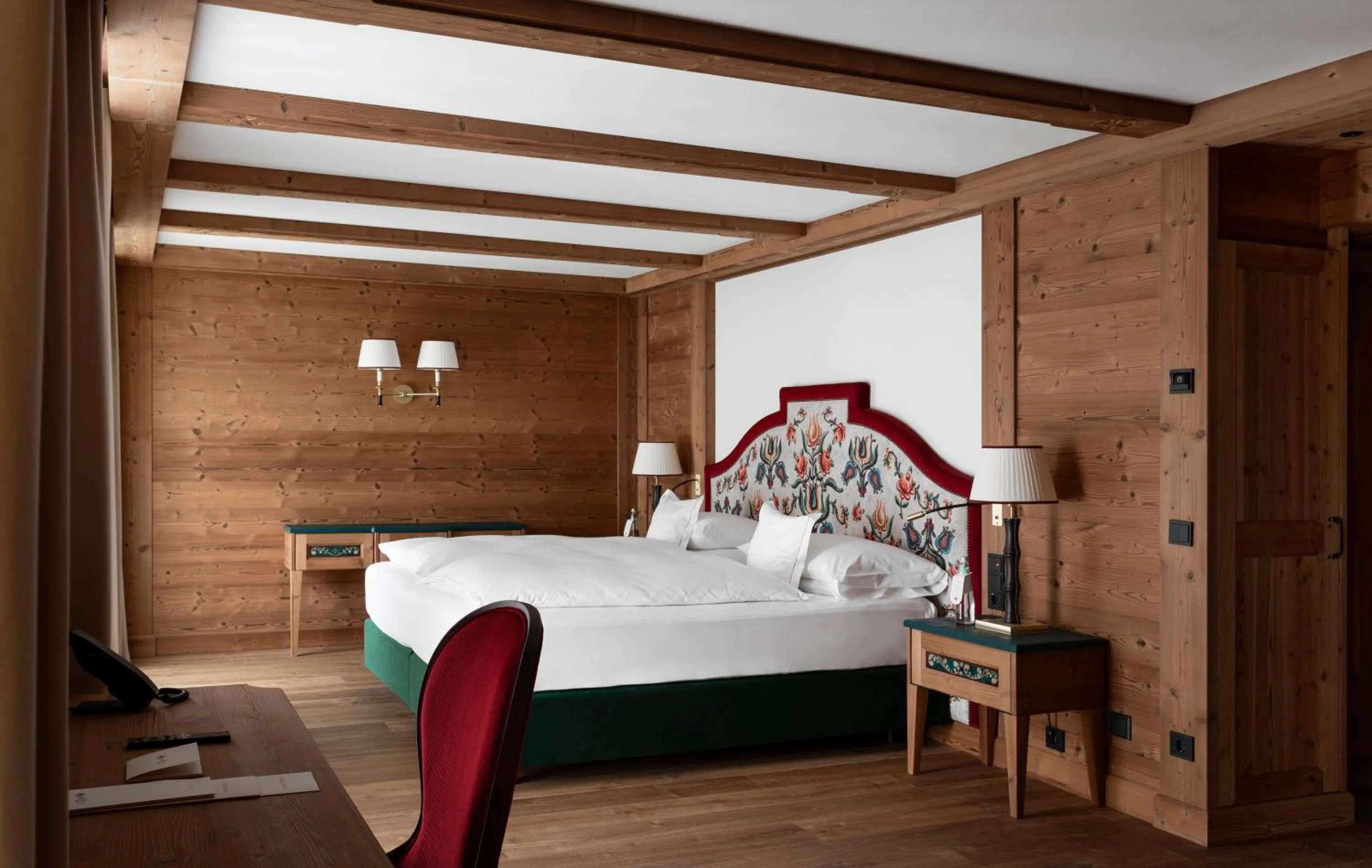 Bedroom, Bed in Hotel Tyrol