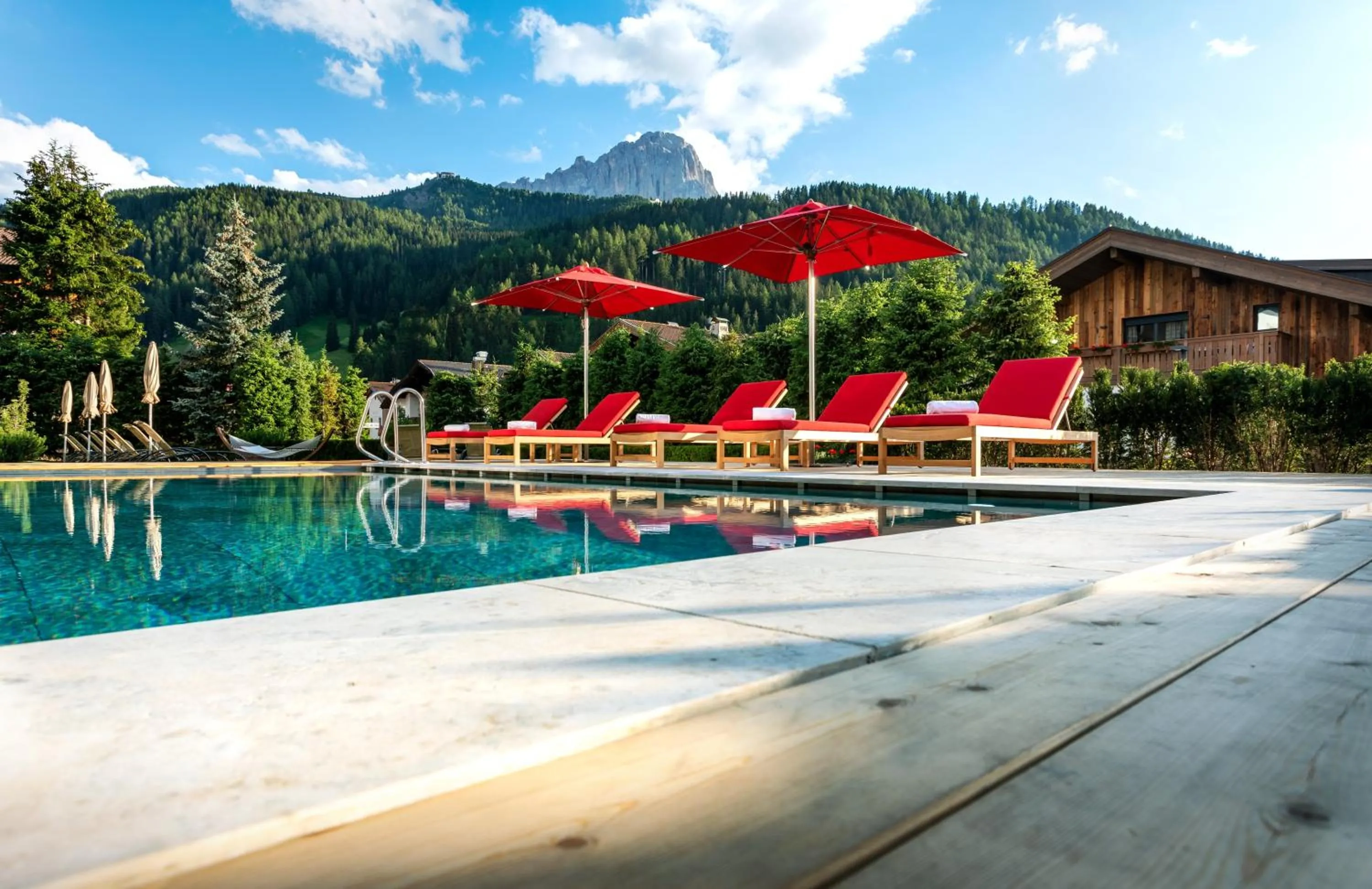 Swimming pool in Hotel Tyrol