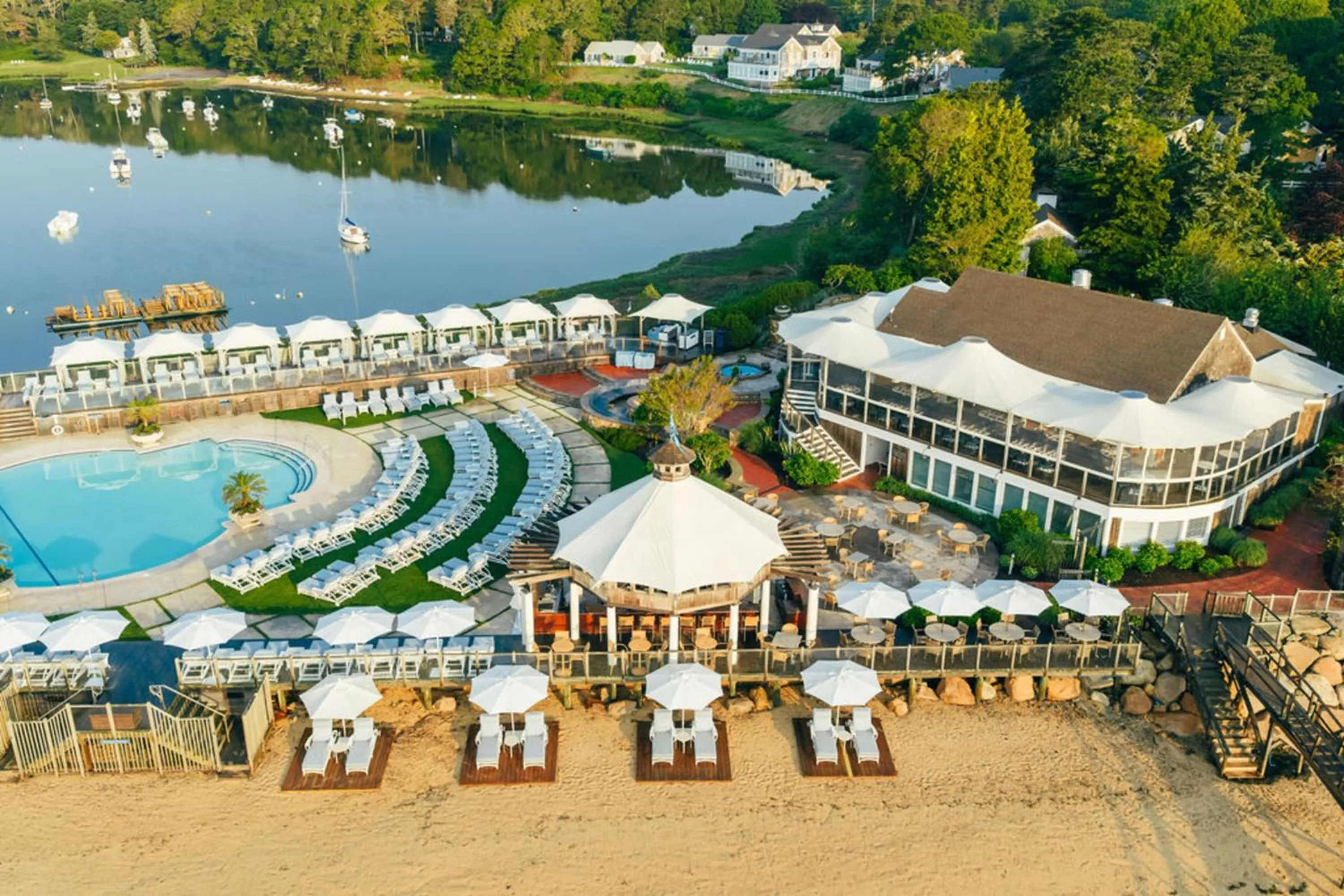 Property building in Wequassett Resort and Golf Club