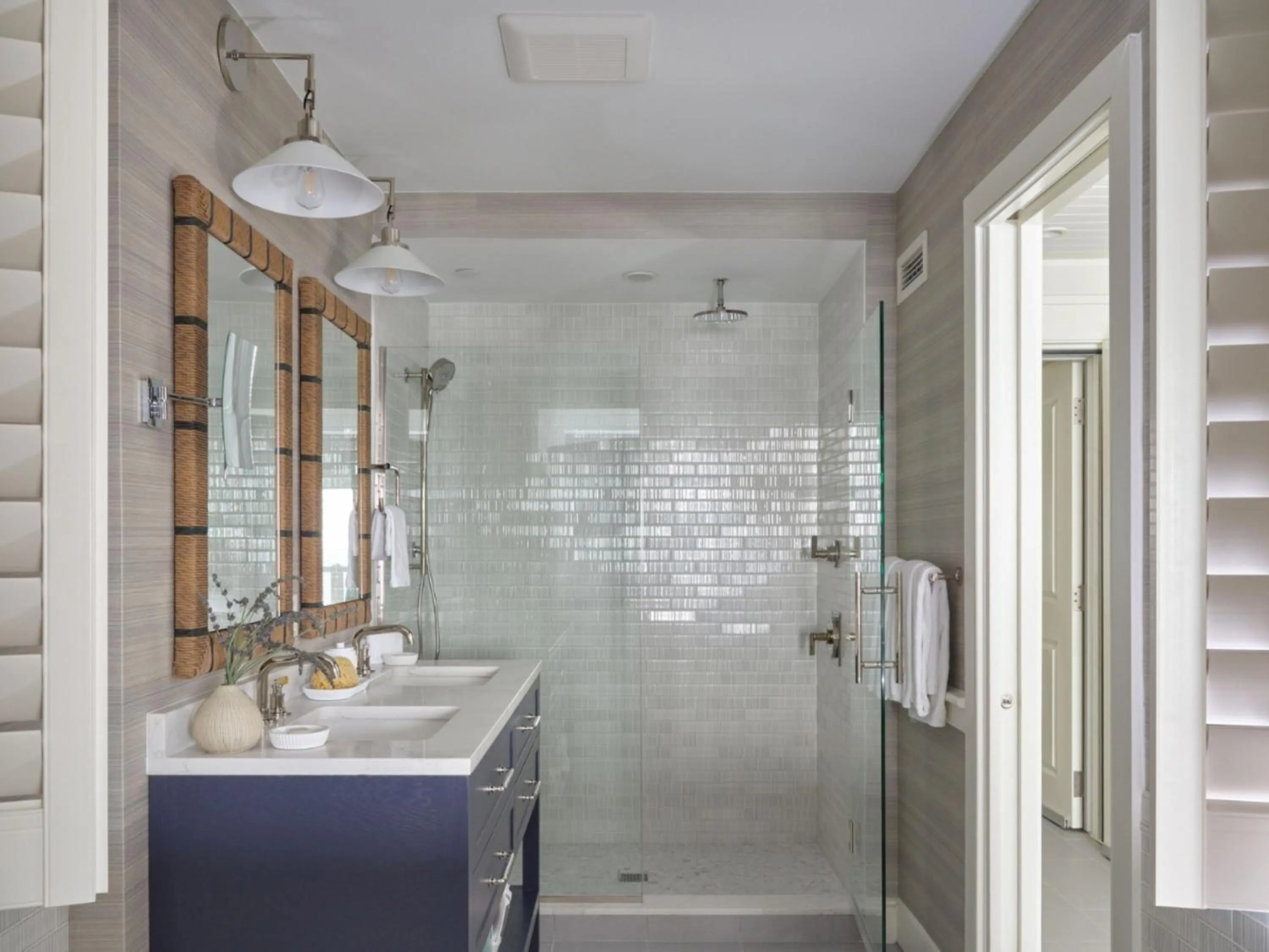 Shower in Wequassett Resort and Golf Club