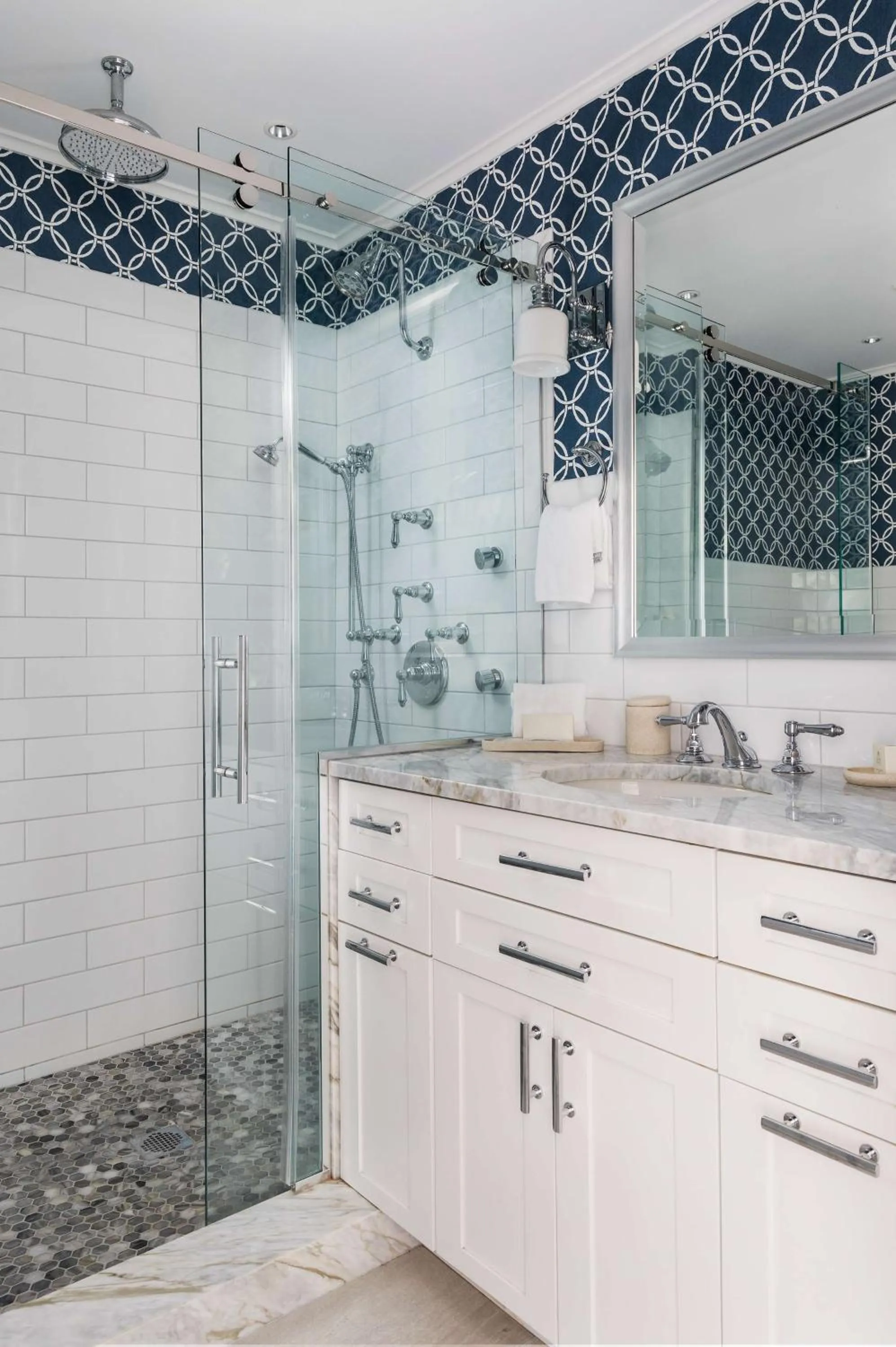 Shower in Wequassett Resort and Golf Club