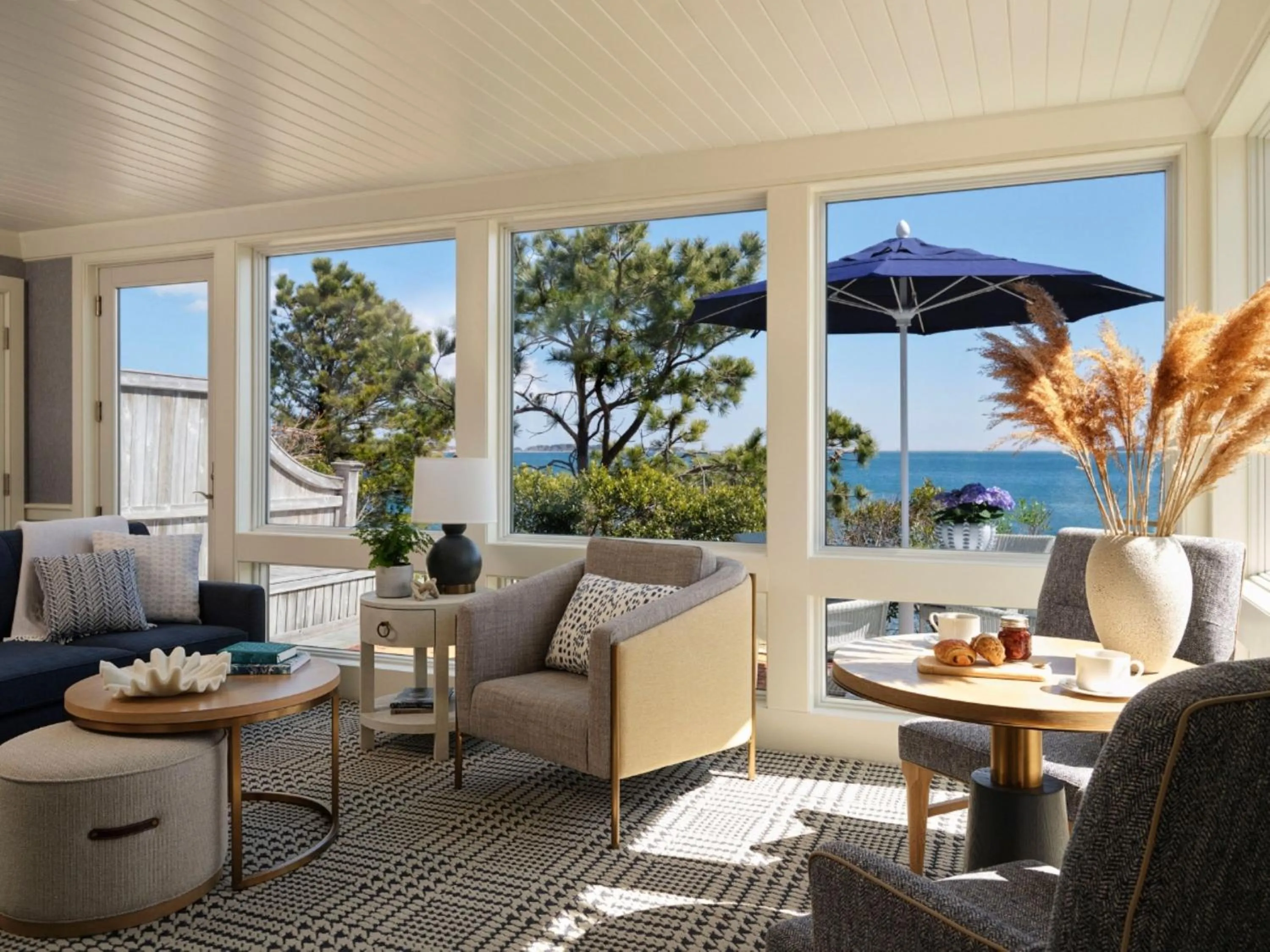 Living room in Wequassett Resort and Golf Club