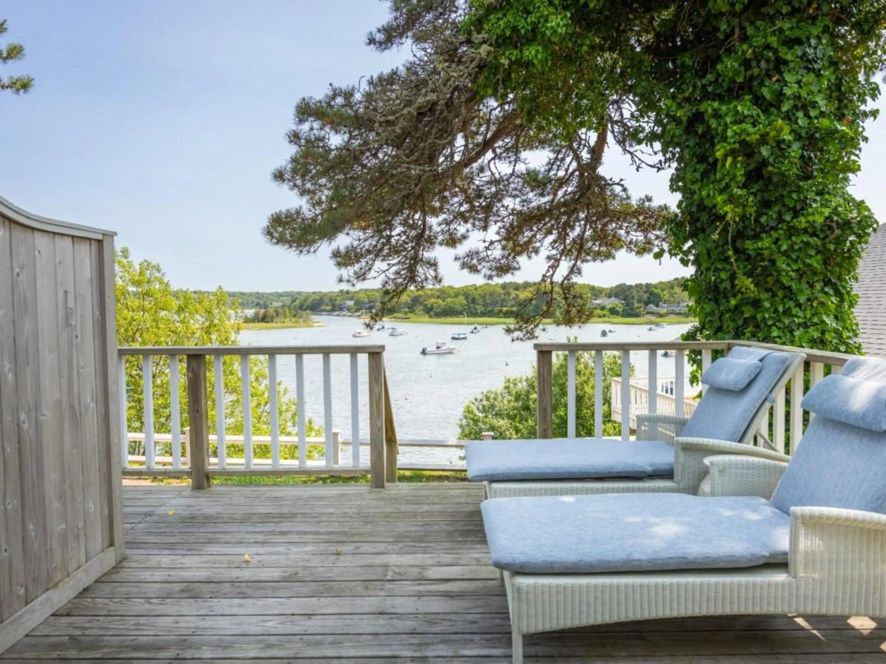 Patio in Wequassett Resort and Golf Club