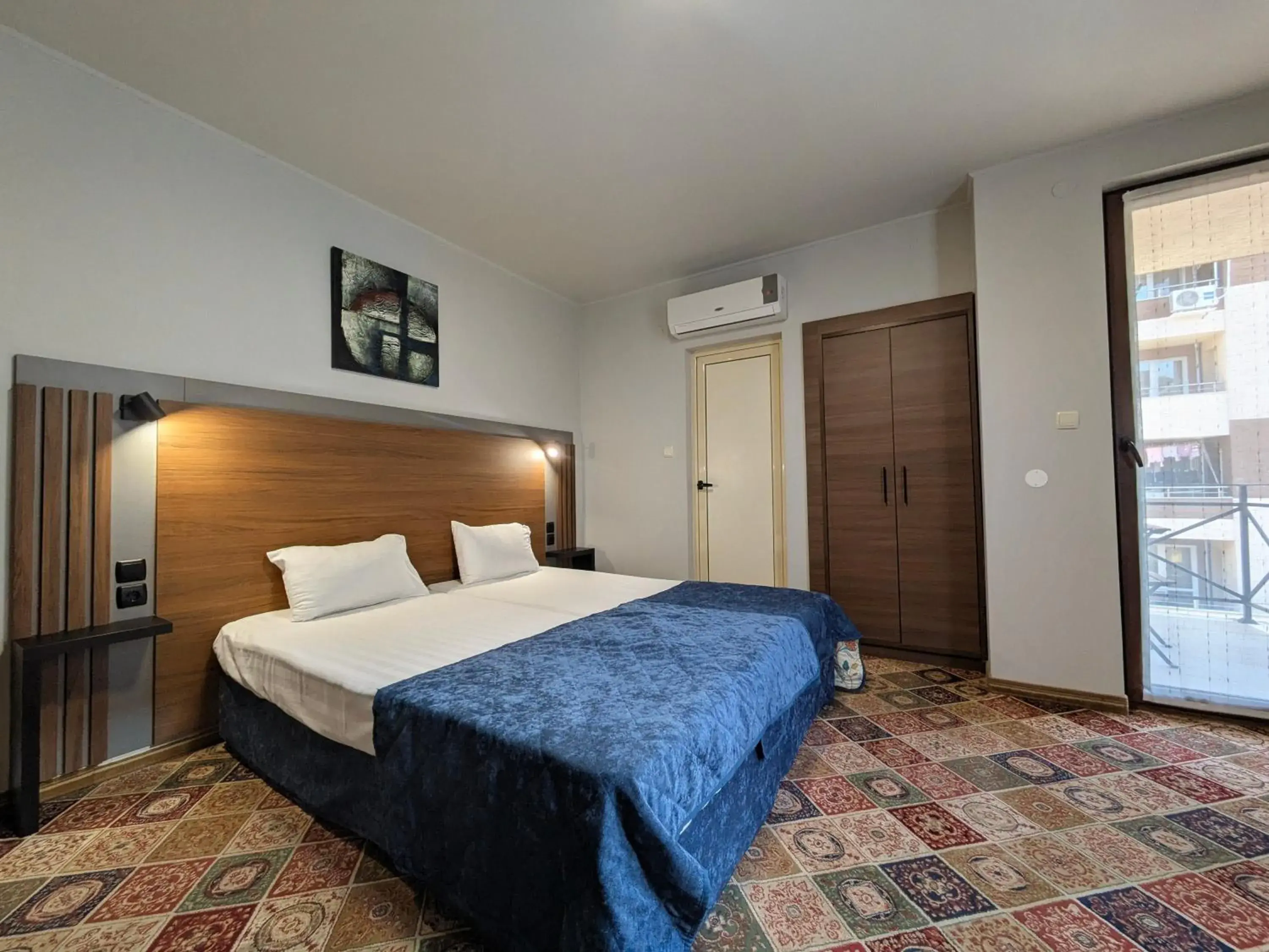 Double or Twin Room in Hotel La Roka Double or Twin Room in Hotel La Roka