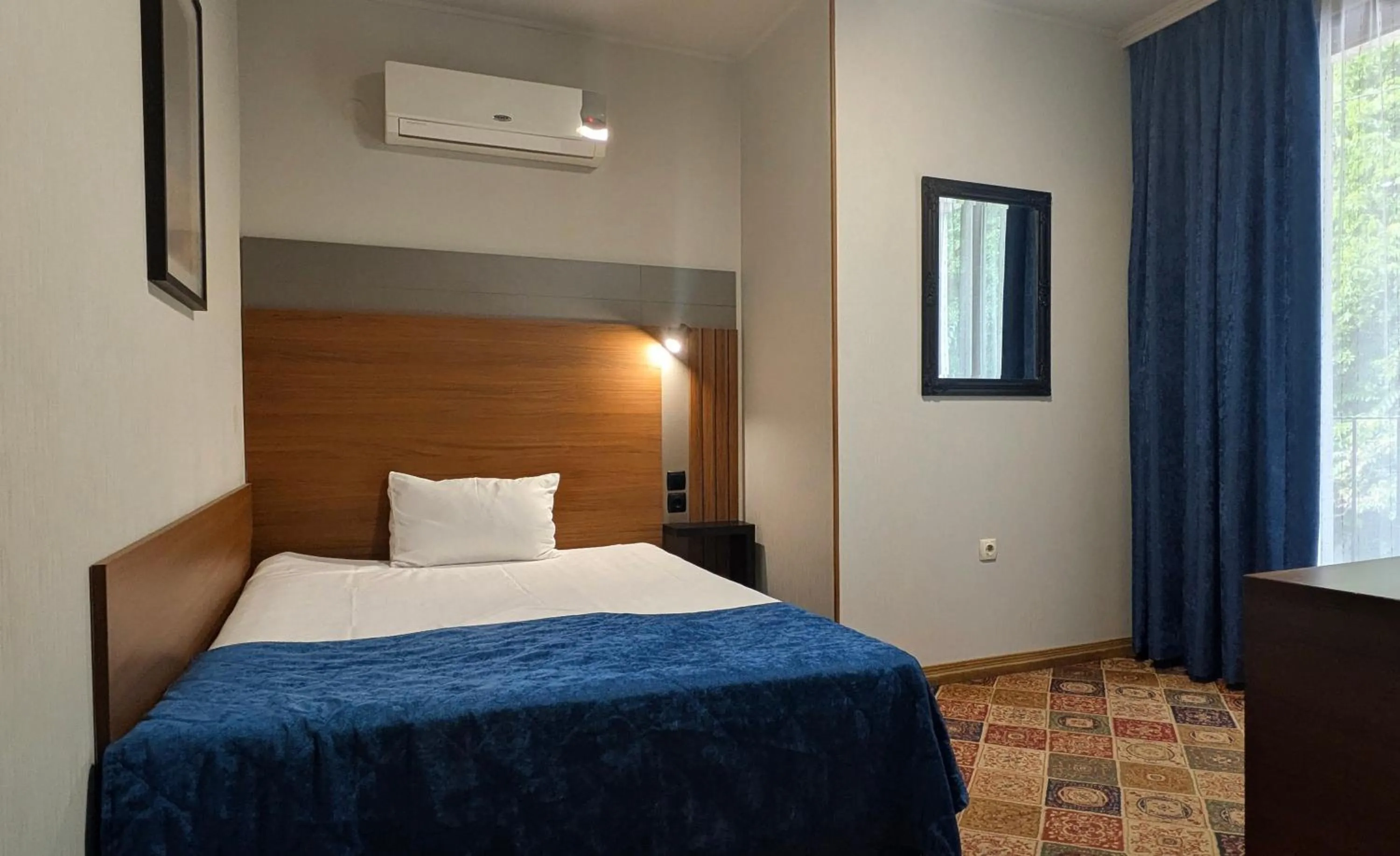 Bed in Hotel La Roka