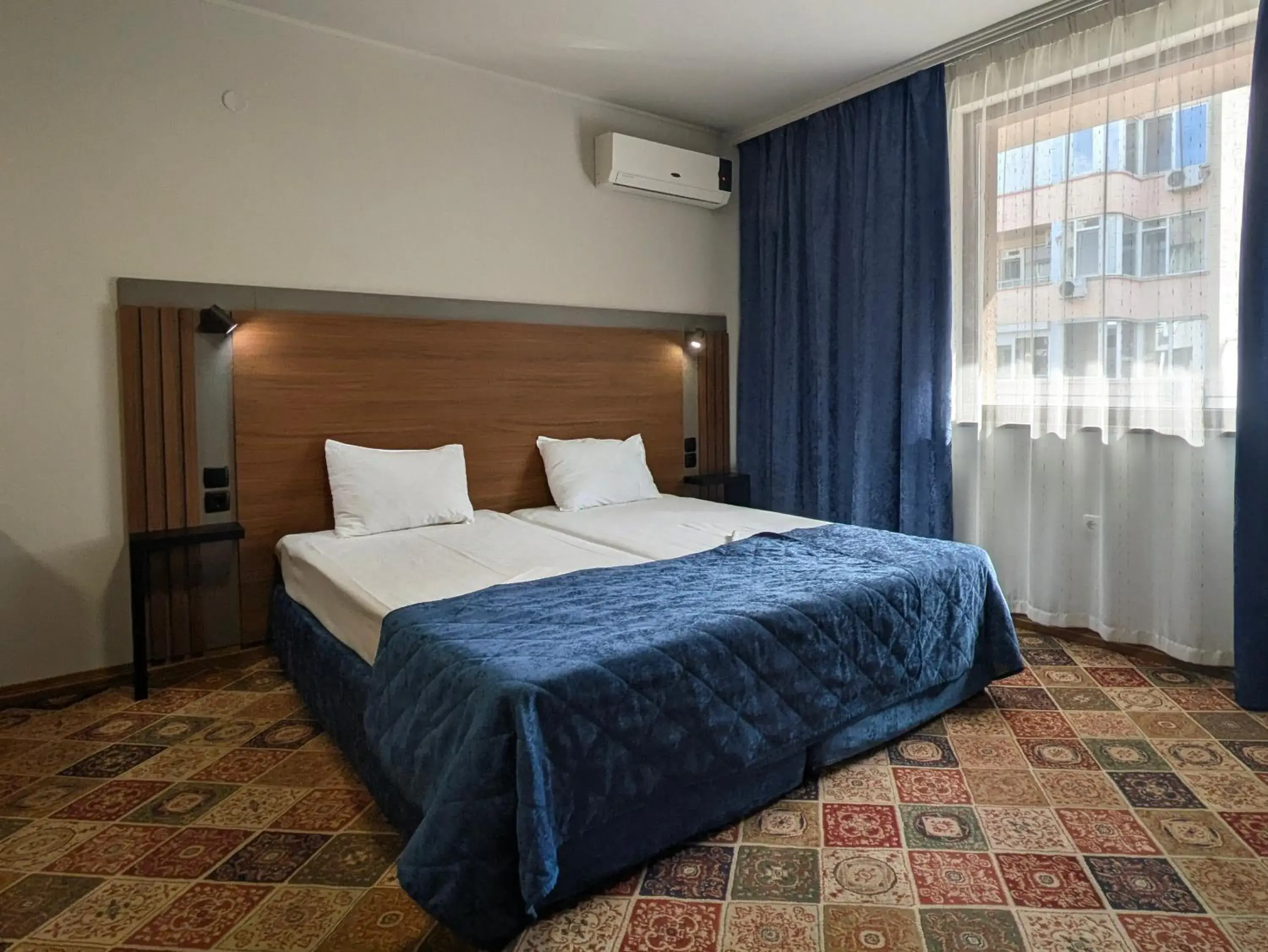 Deluxe Double or Twin Room in Hotel La Roka Deluxe Double or Twin Room in Hotel La Roka