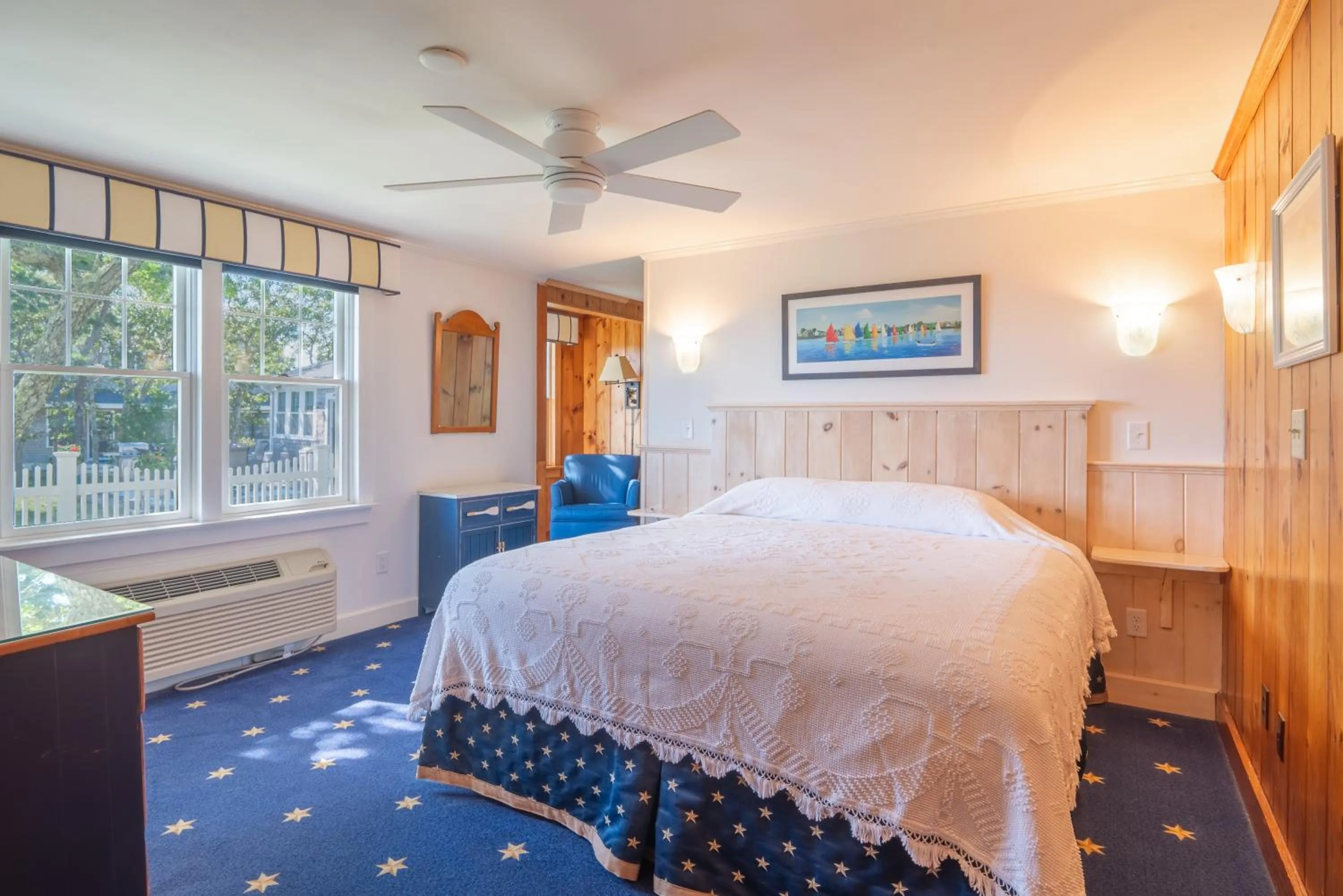 Bed in Winstead Beach Resort