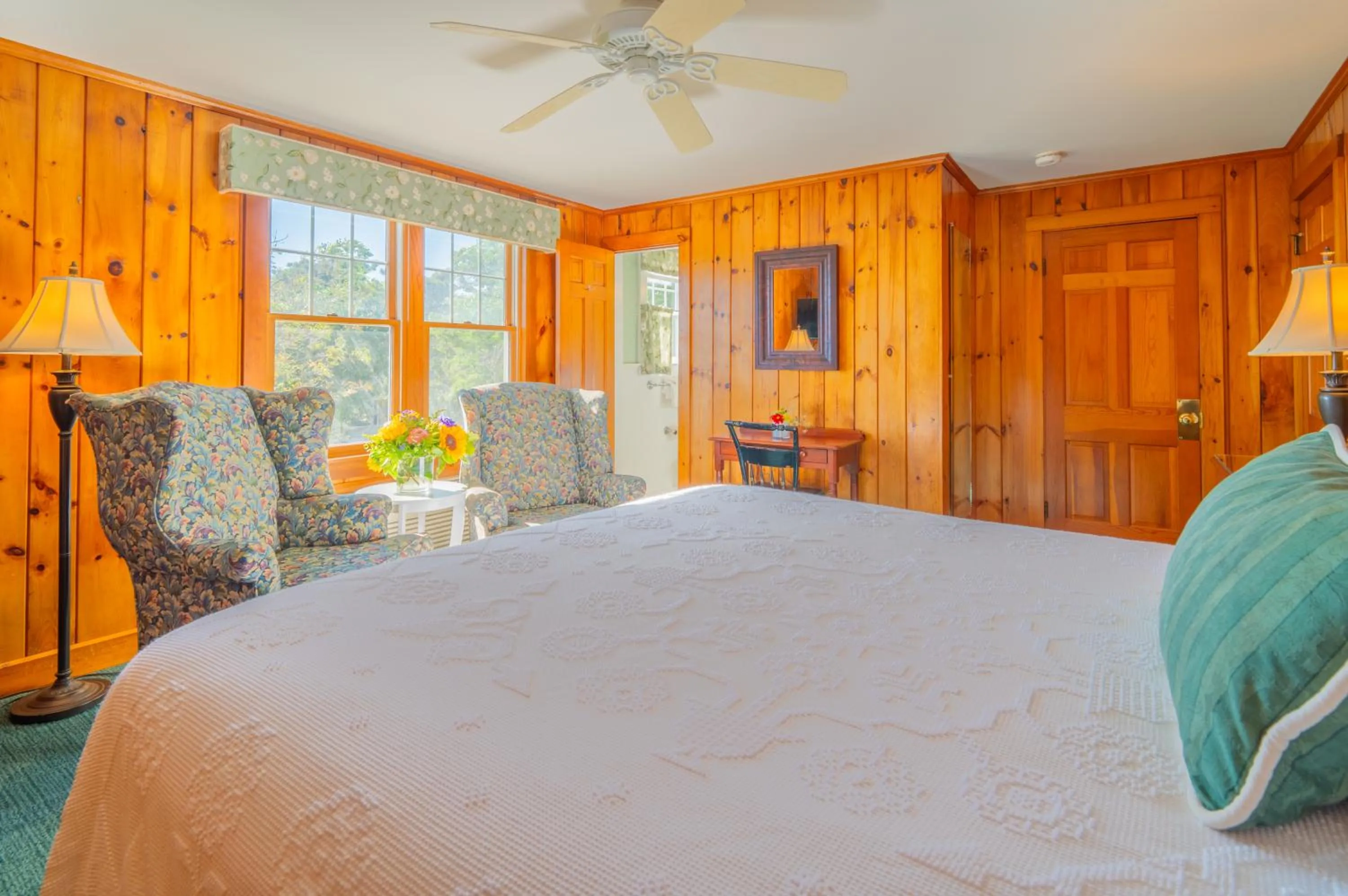 Bed in Winstead Beach Resort