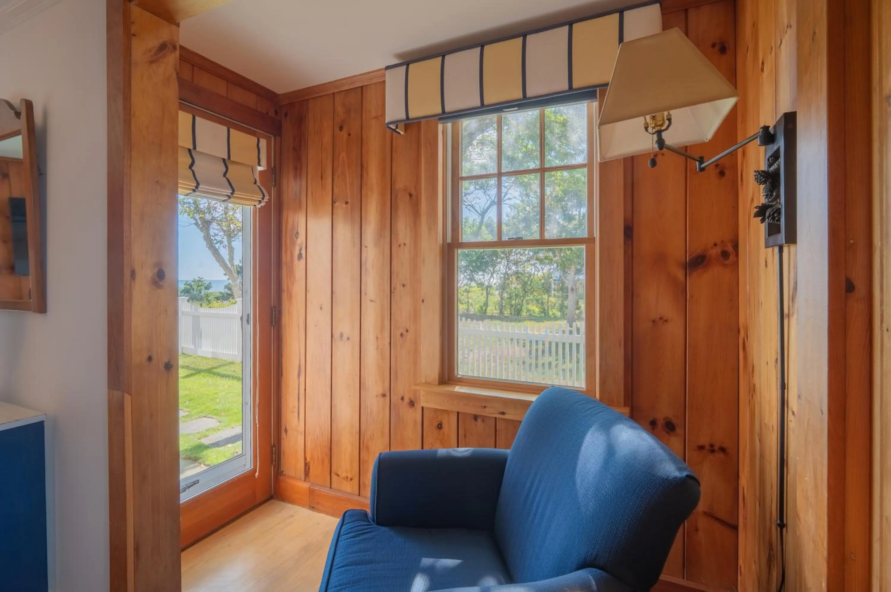 Seating area in Winstead Beach Resort
