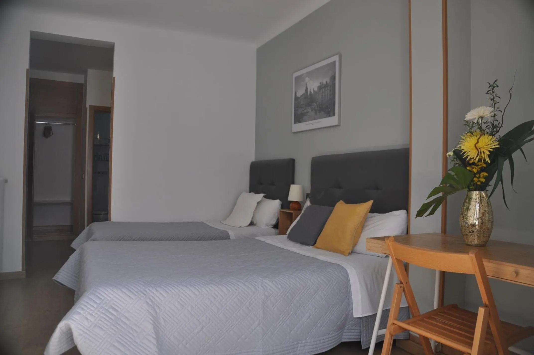 Photo of the whole room, Bed in Hostal Patria Madrid