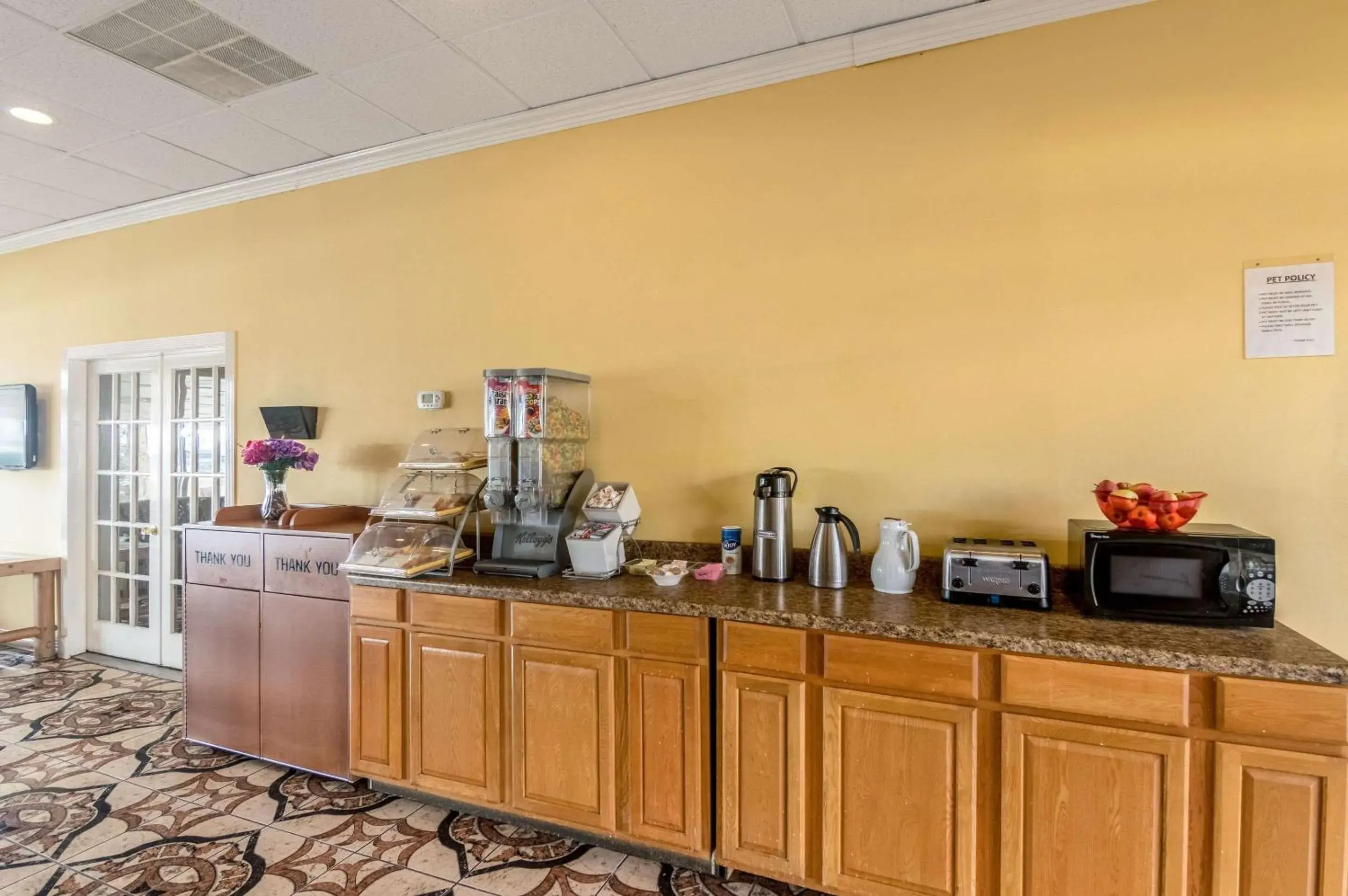 Restaurant/places to eat in Rodeway Inn Restaurant/places to eat in Rodeway Inn