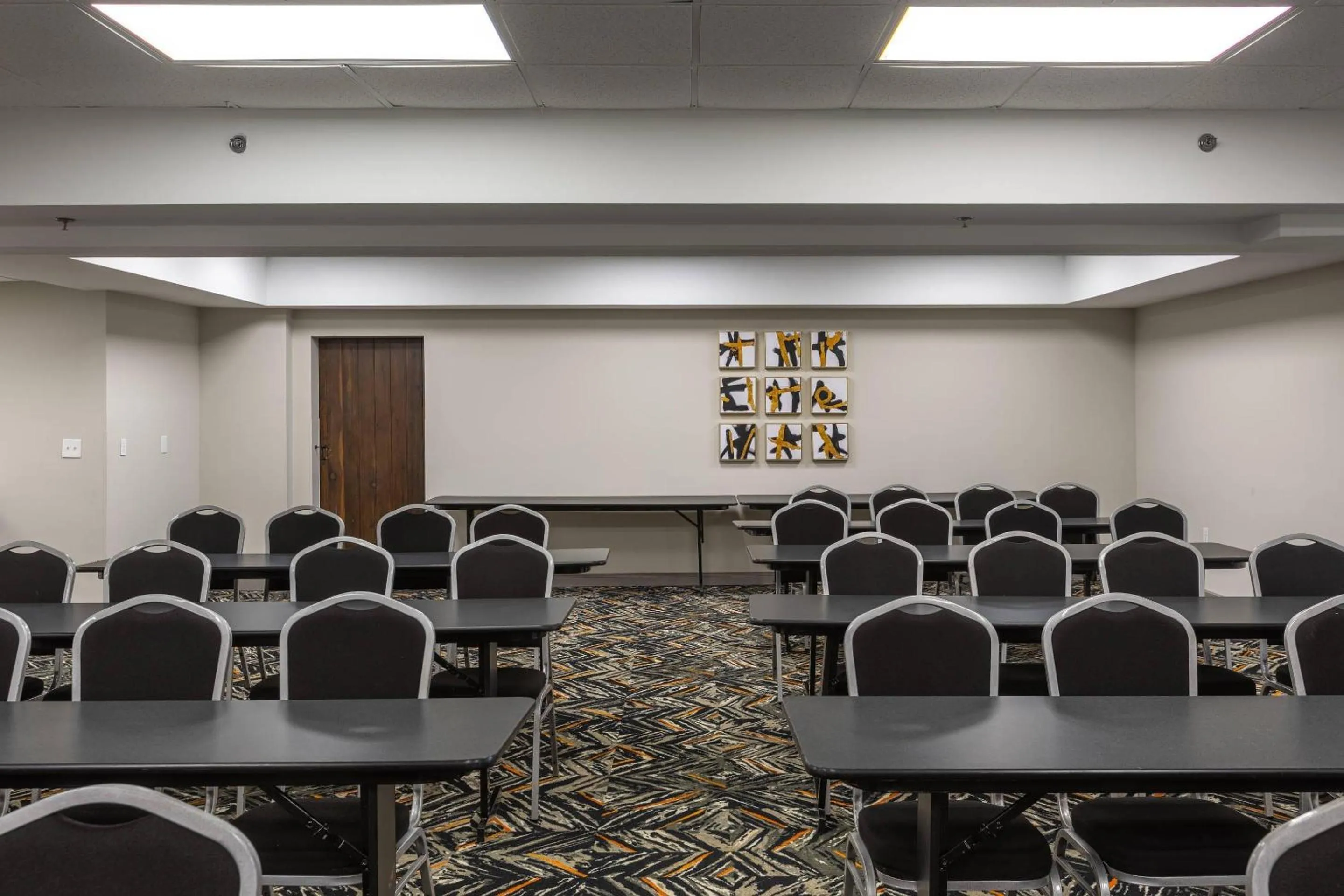Meeting/conference room in Country Inn & Suites by Radisson, Lake Norman Huntersville, NC