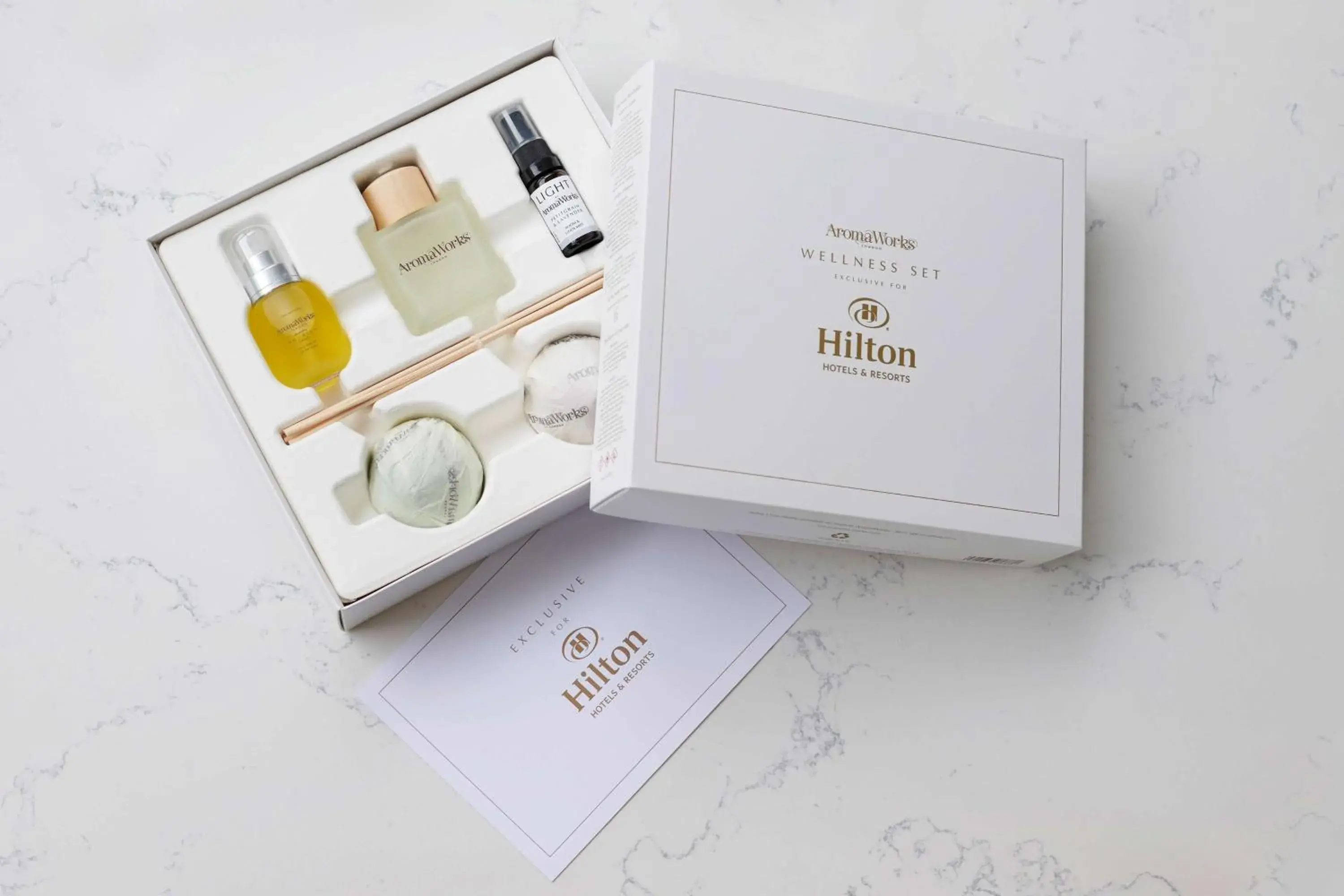 Bathroom in Hilton East Midlands Airport Bathroom in Hilton East Midlands Airport