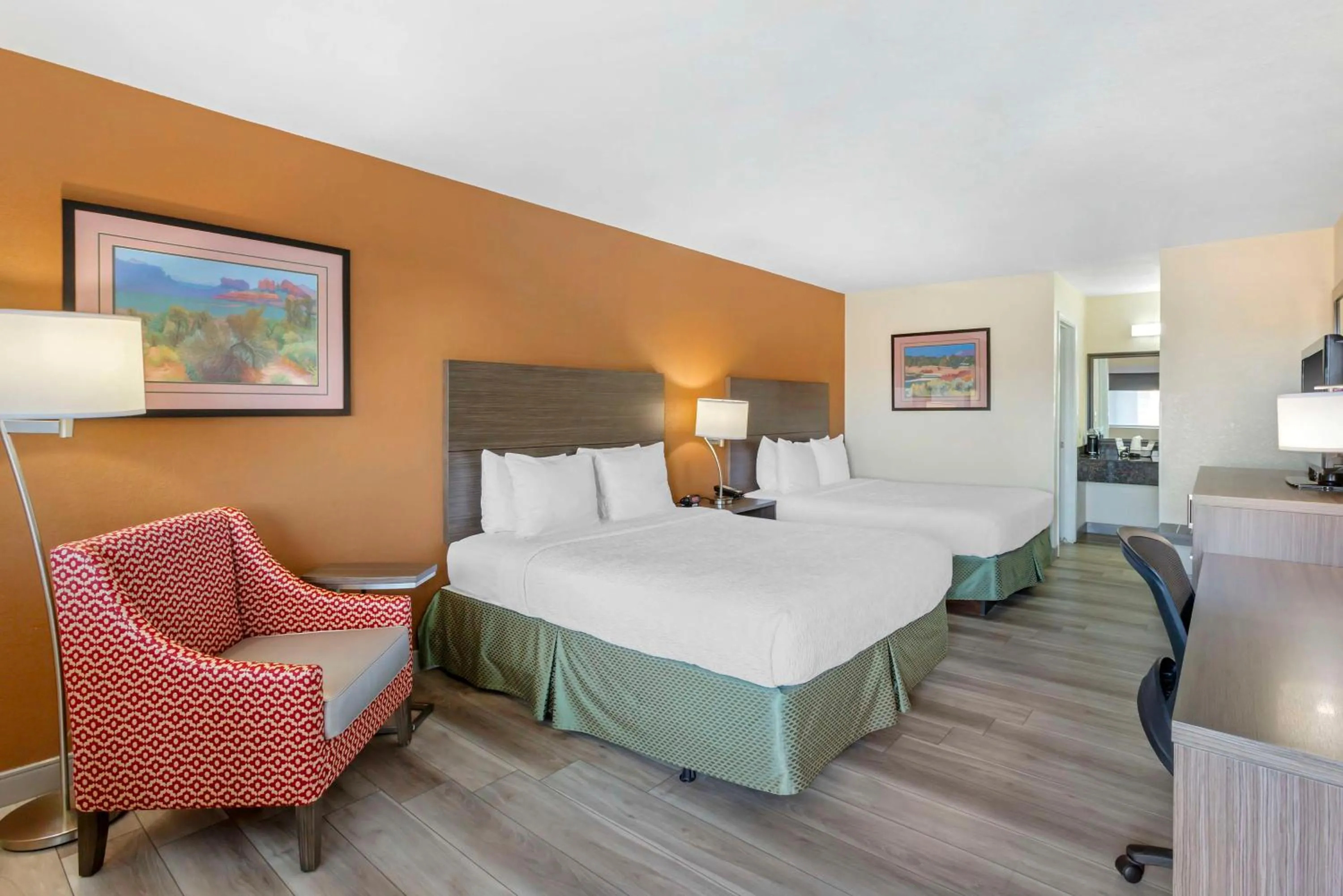 Bedroom, Bed in Best Western Superstition Springs Inn