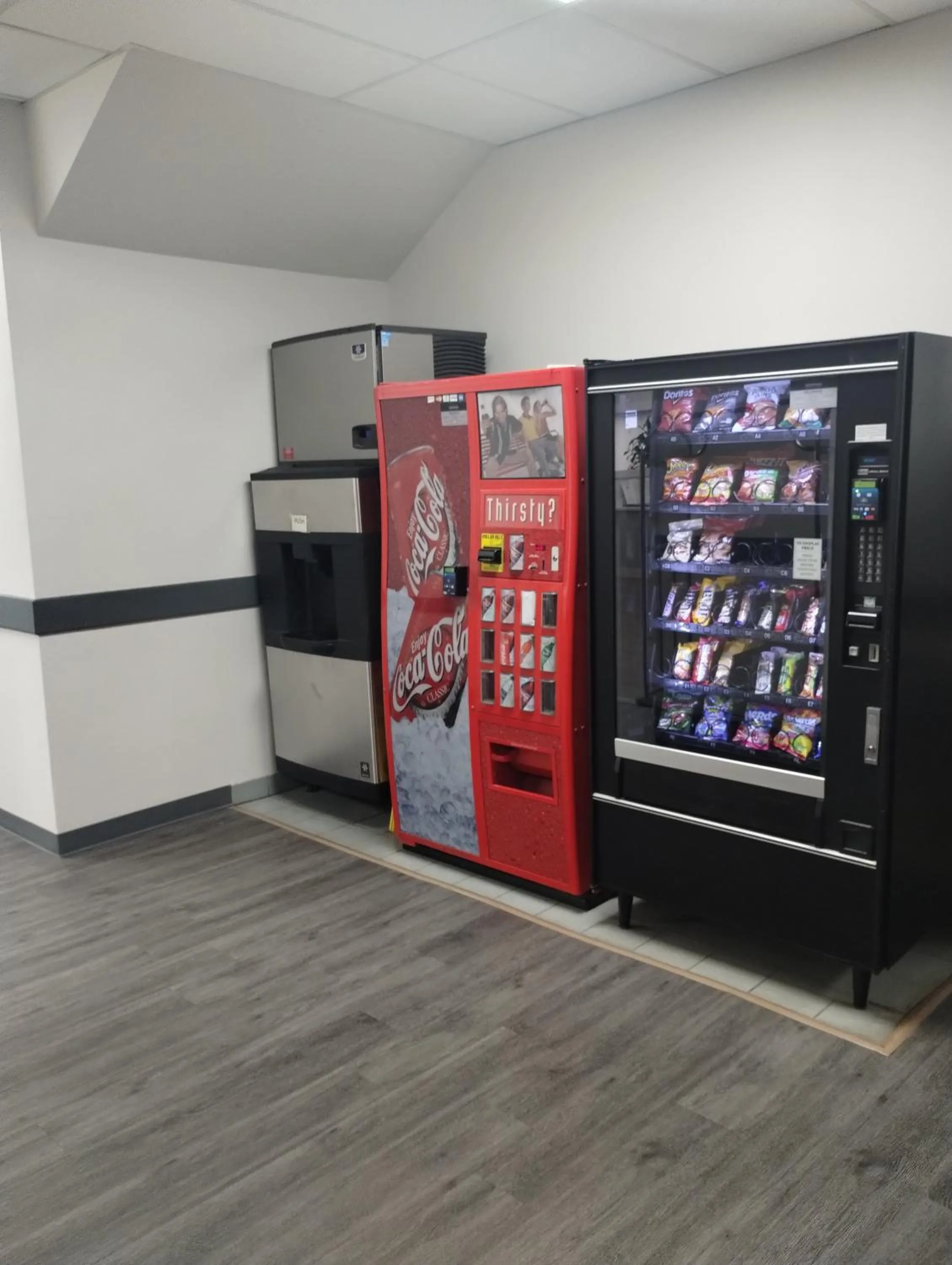 vending machine in Quality Inn & Suites Wilsonville