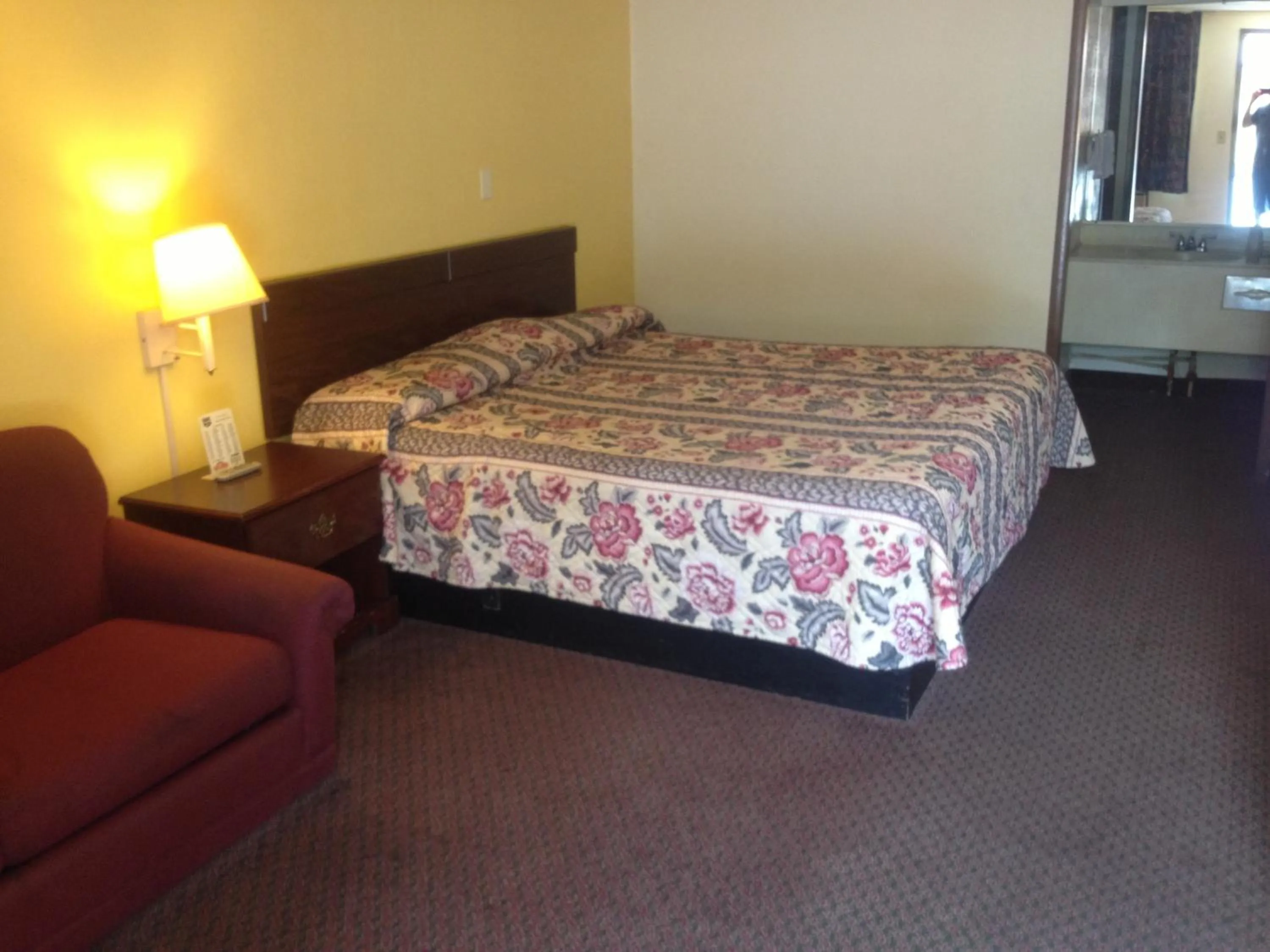 Bed in Guest Inn Lebanon (Ohio)