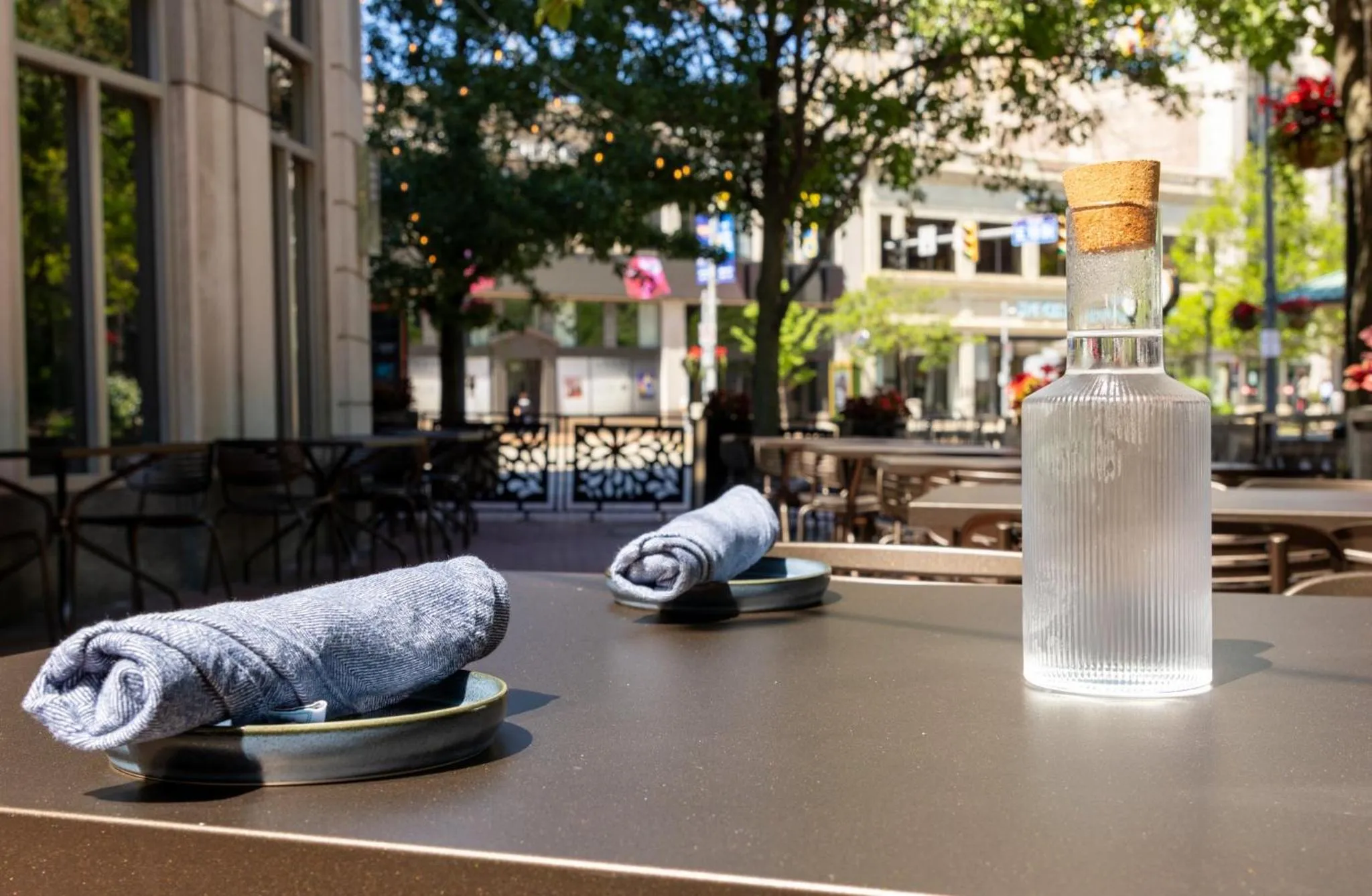 Restaurant/places to eat in Crowne Plaza Cleveland at Playhouse Square by IHG