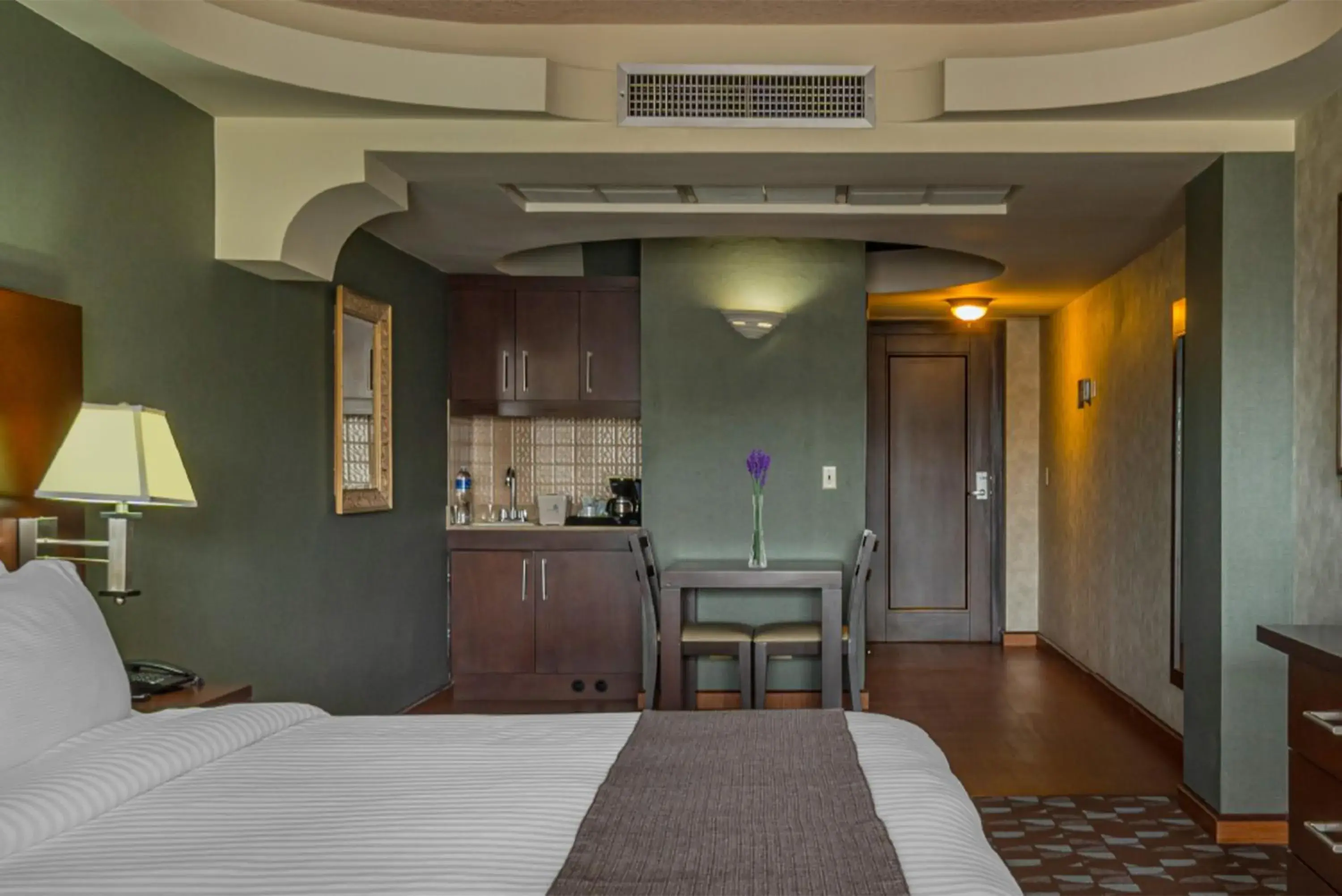 Photo of the whole room, Bed in Hotel Plaza San Martin Photo of the whole room, Bed in Hotel Plaza San Martin